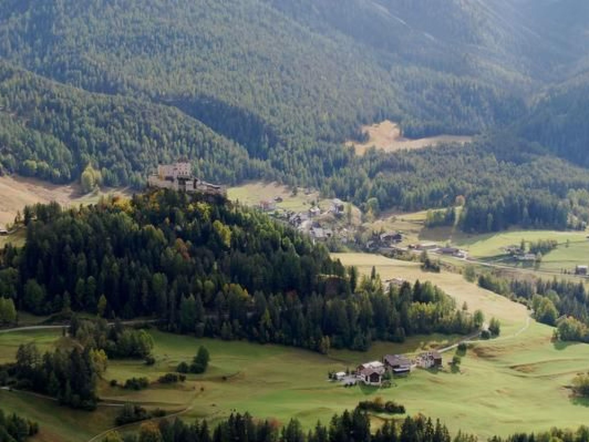 Appartement Chasa Quadra, (Tarasp) – Extérieur de la maison, photo 10 sur 17