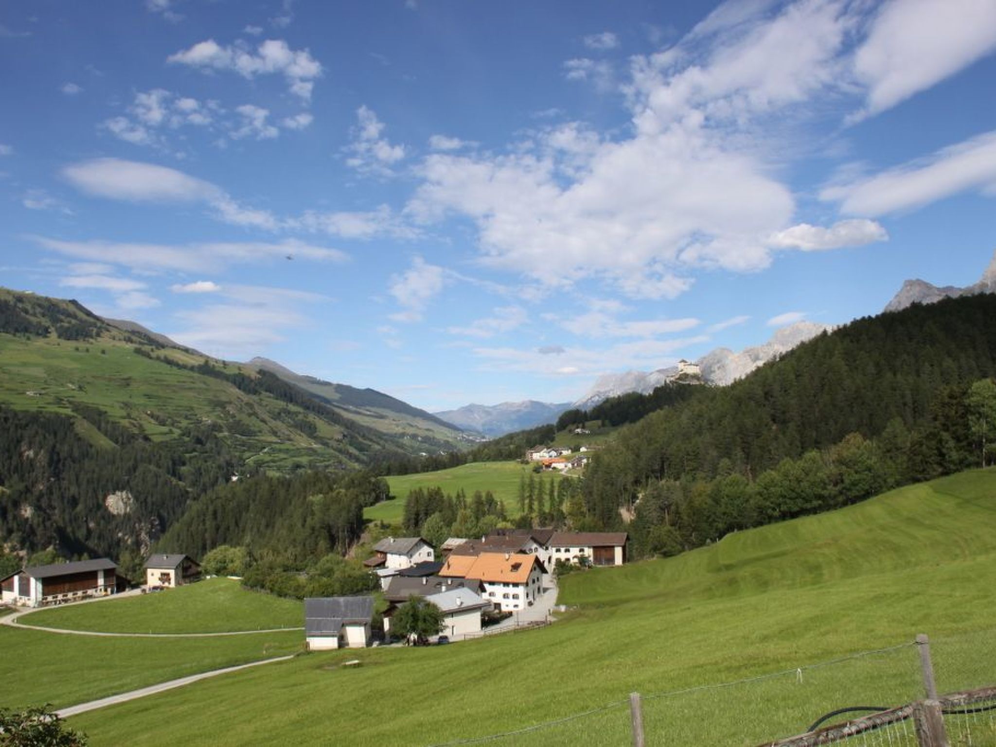 Forsthaus Falkenstein, (Tarasp)