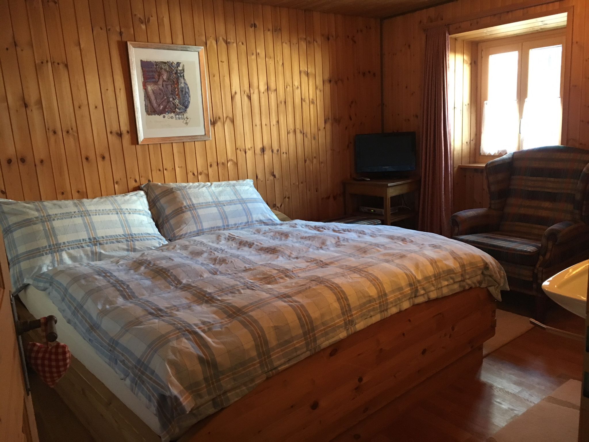 Privatzimmer bügl süt, (Sent) - Drinnen