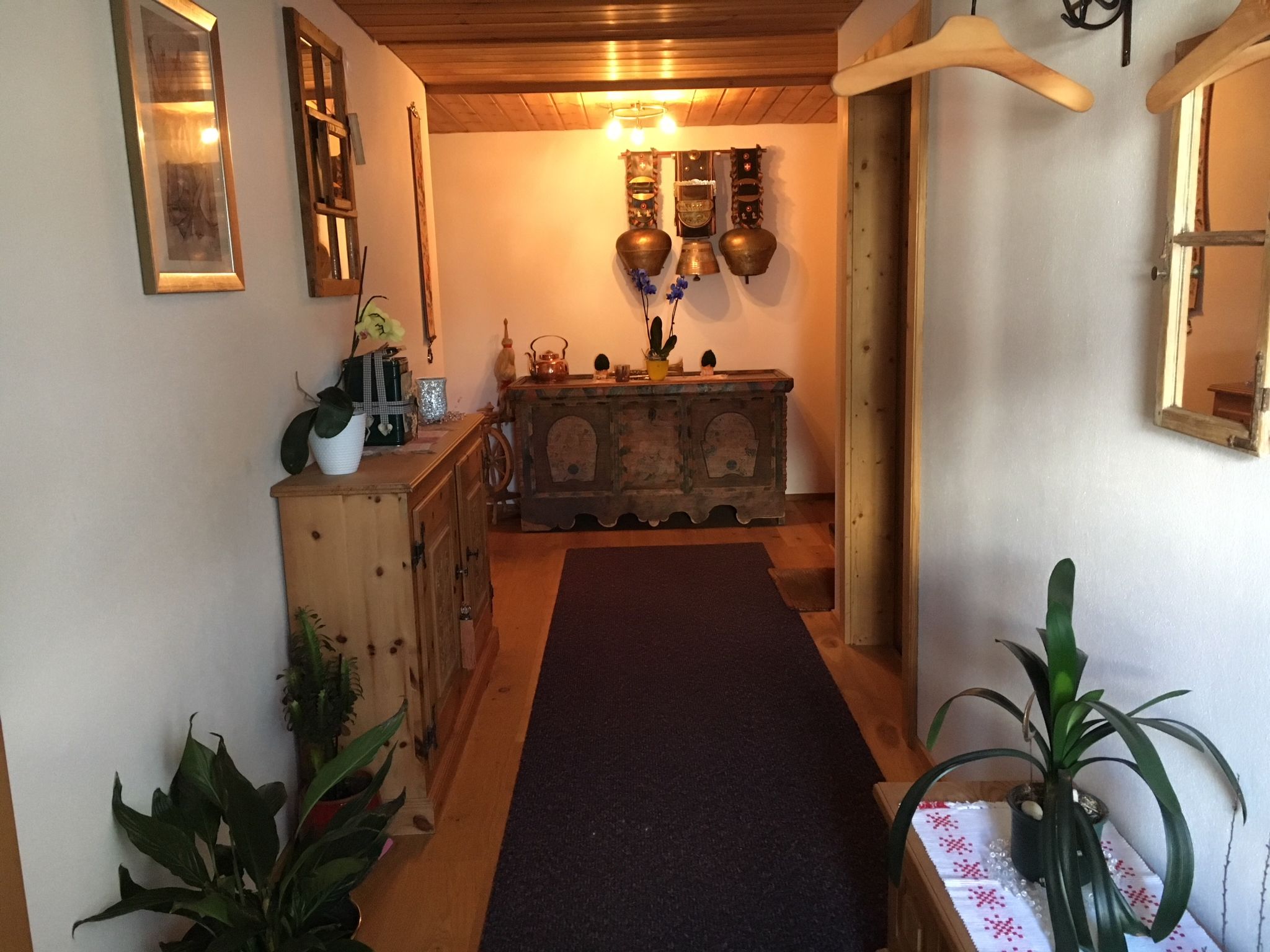 Privatzimmer bügl süt, (Sent). - Dedans