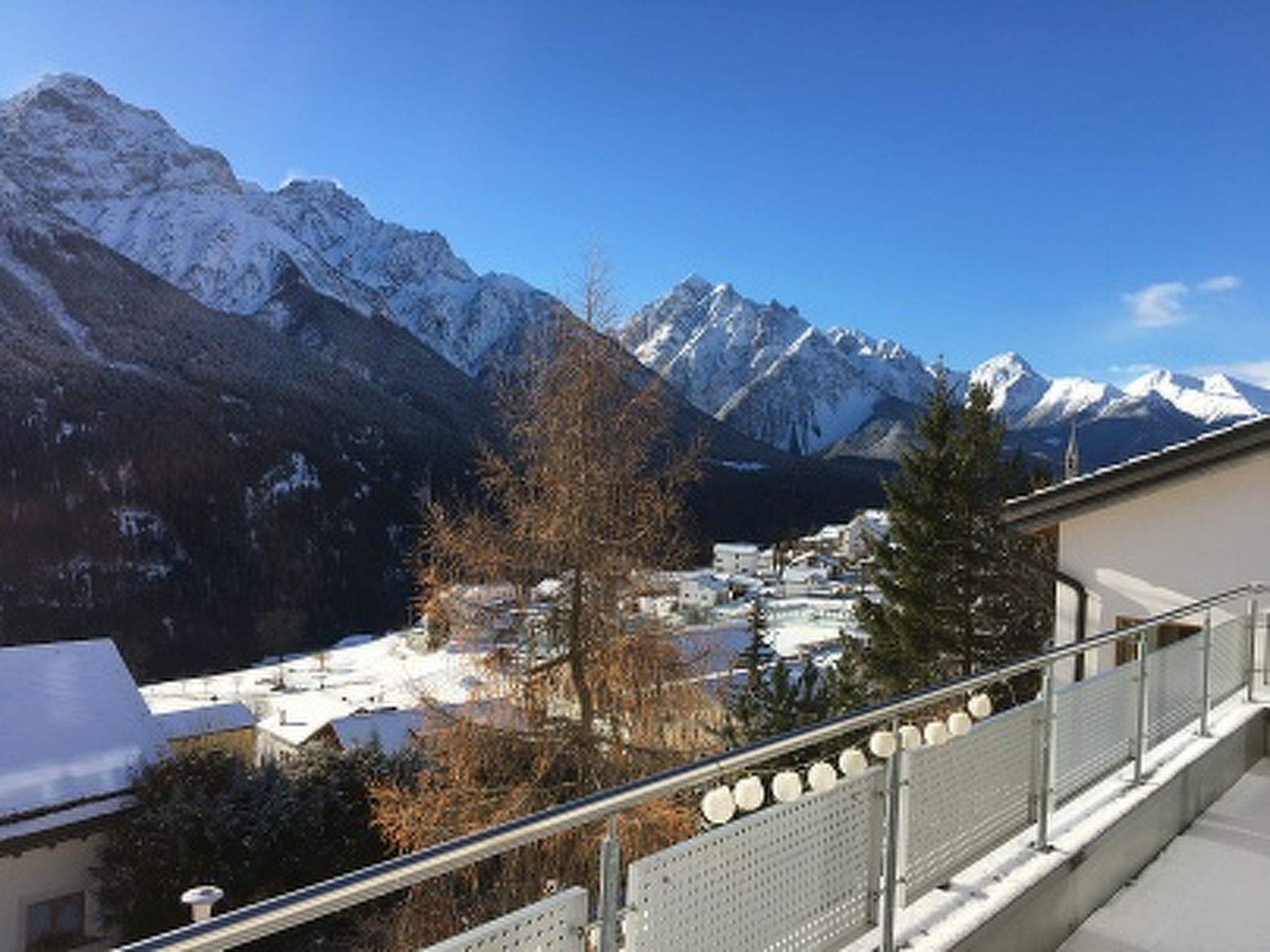 Via Sura 577A, (Sent). - Buiten