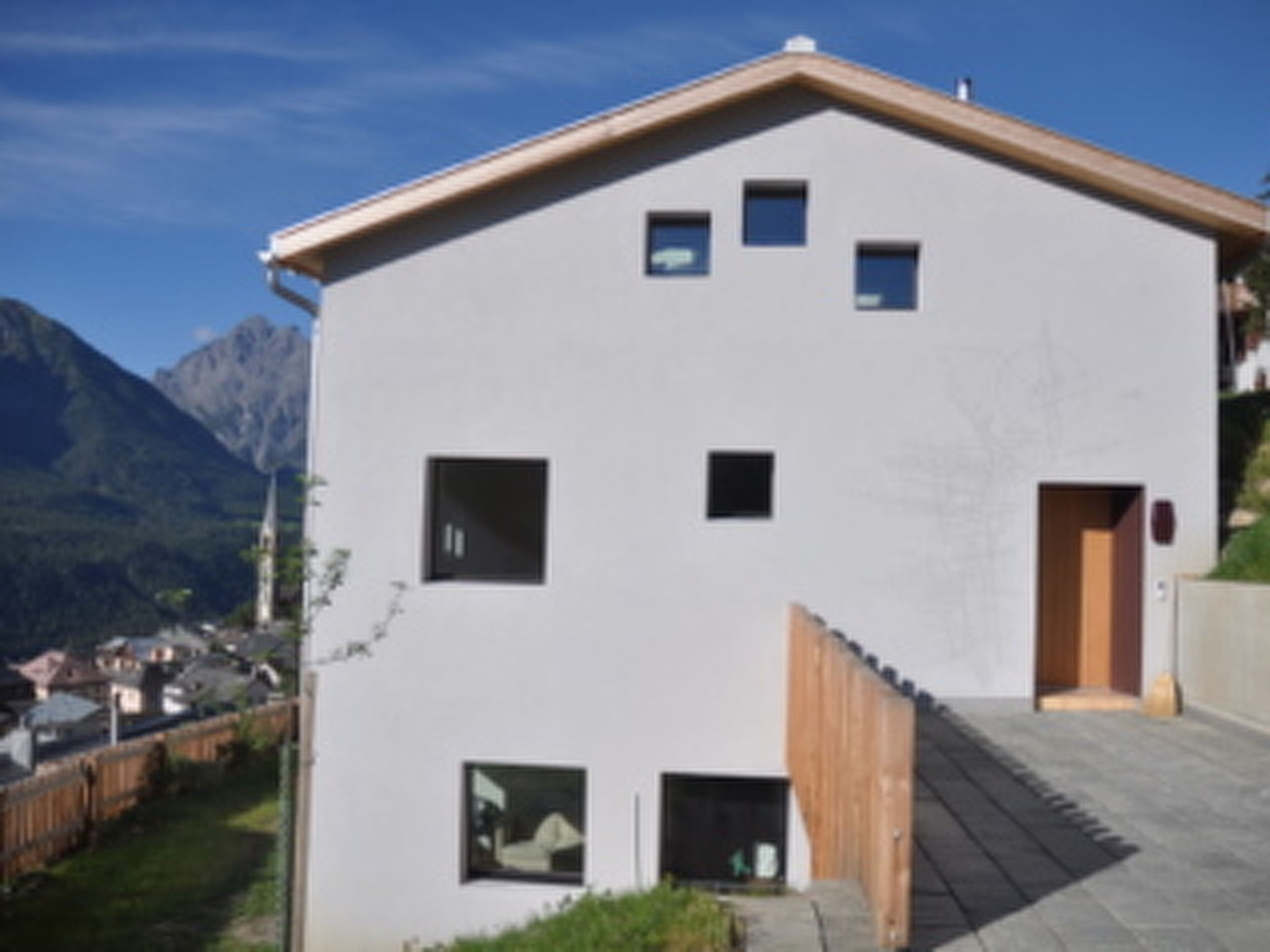 Archas Sura 194B, (Sent). - Buiten