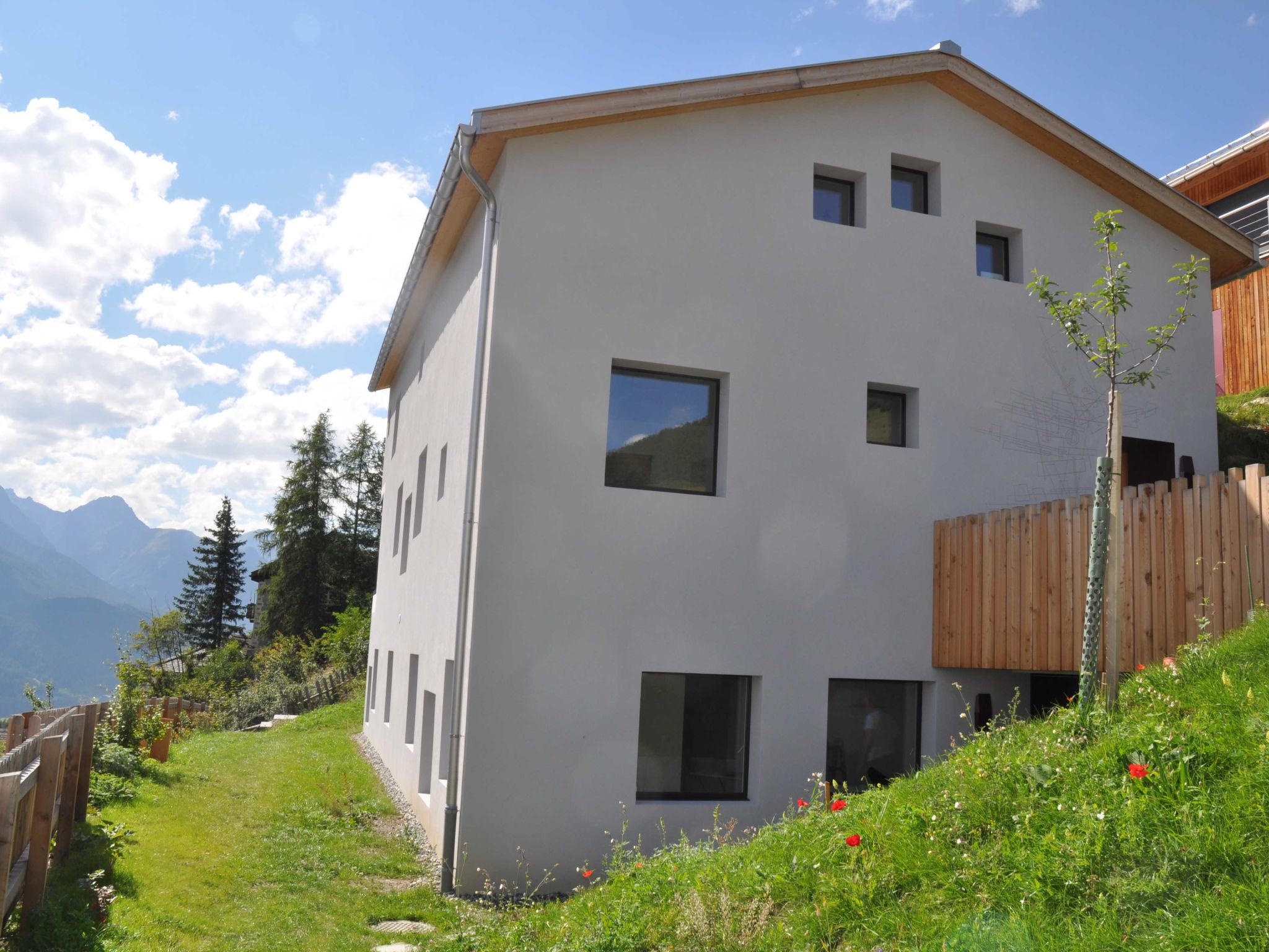 Archas Sura 194B, (Sent). - Buiten