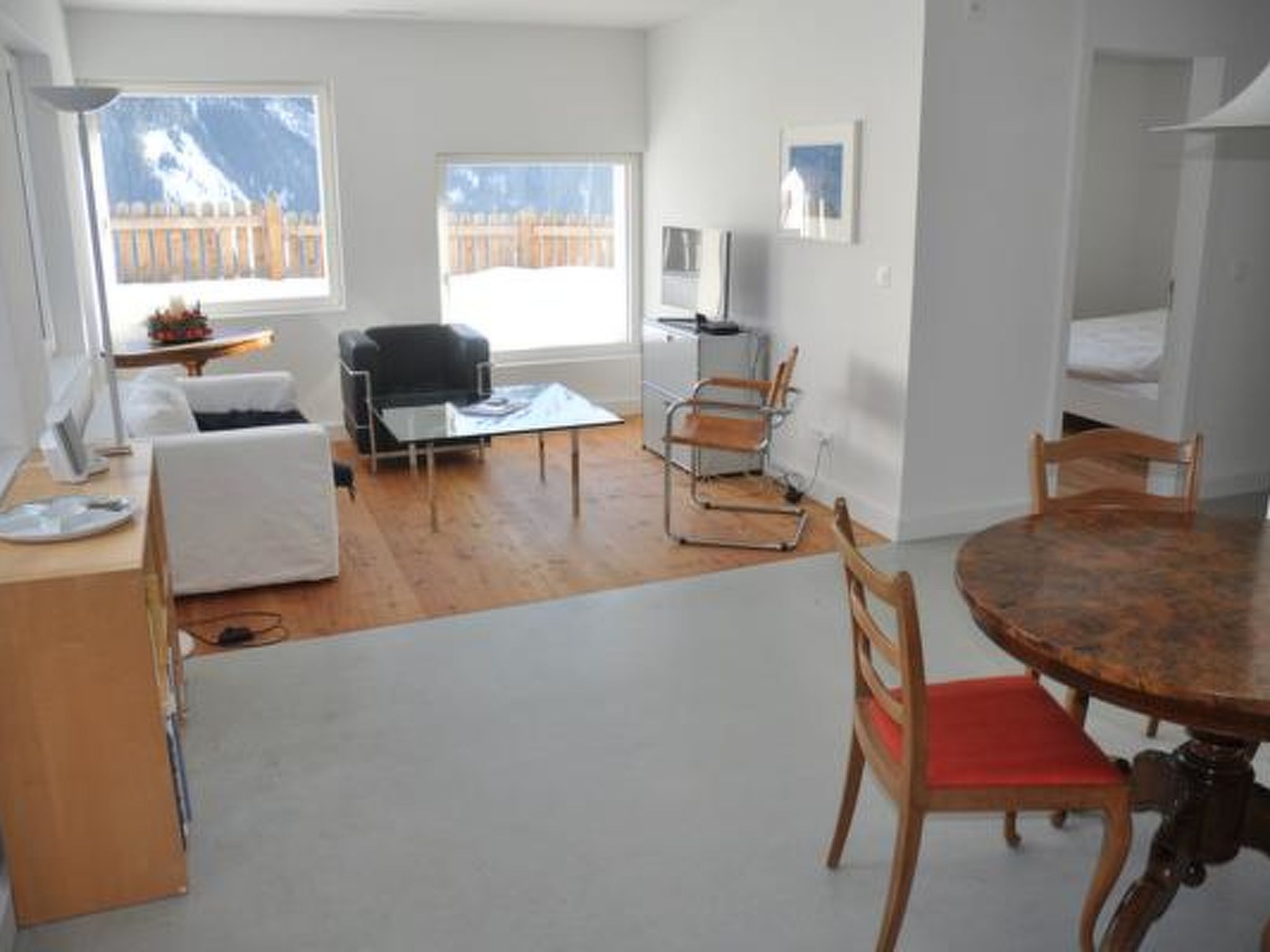 Archas Sura 194B, (Sent). - Binnen