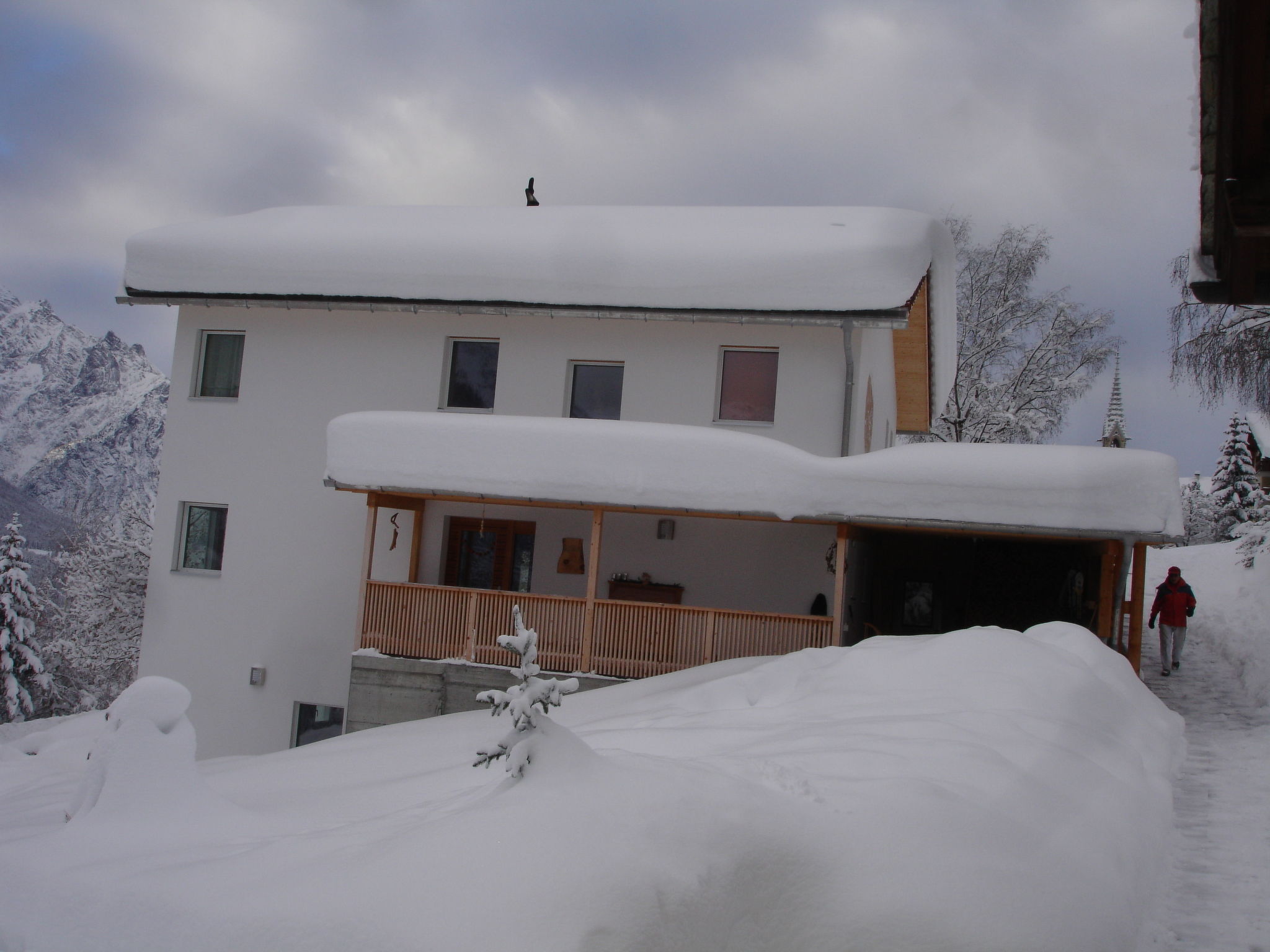 Chasa Nuotclà, (Sent). - Buiten