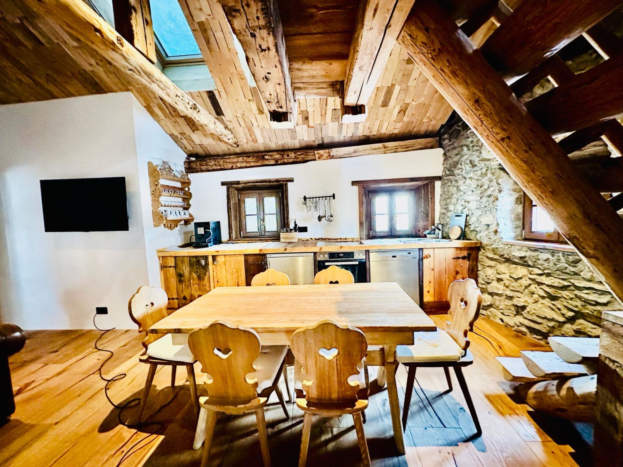 CHASA VEGLIA, (Sent).