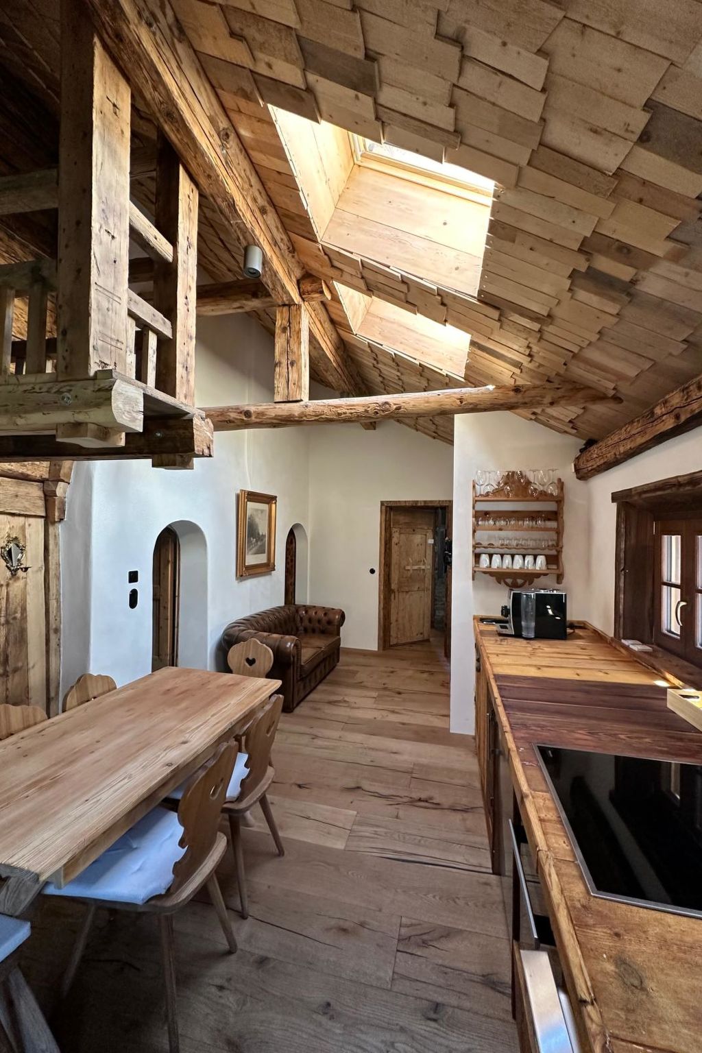 CHASA VEGLIA, (Sent).