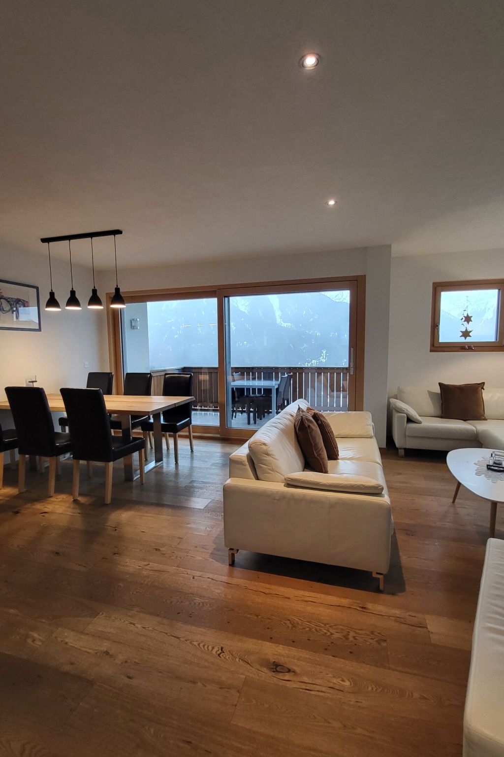 Chasa Scandella, (Sent). - Drinnen