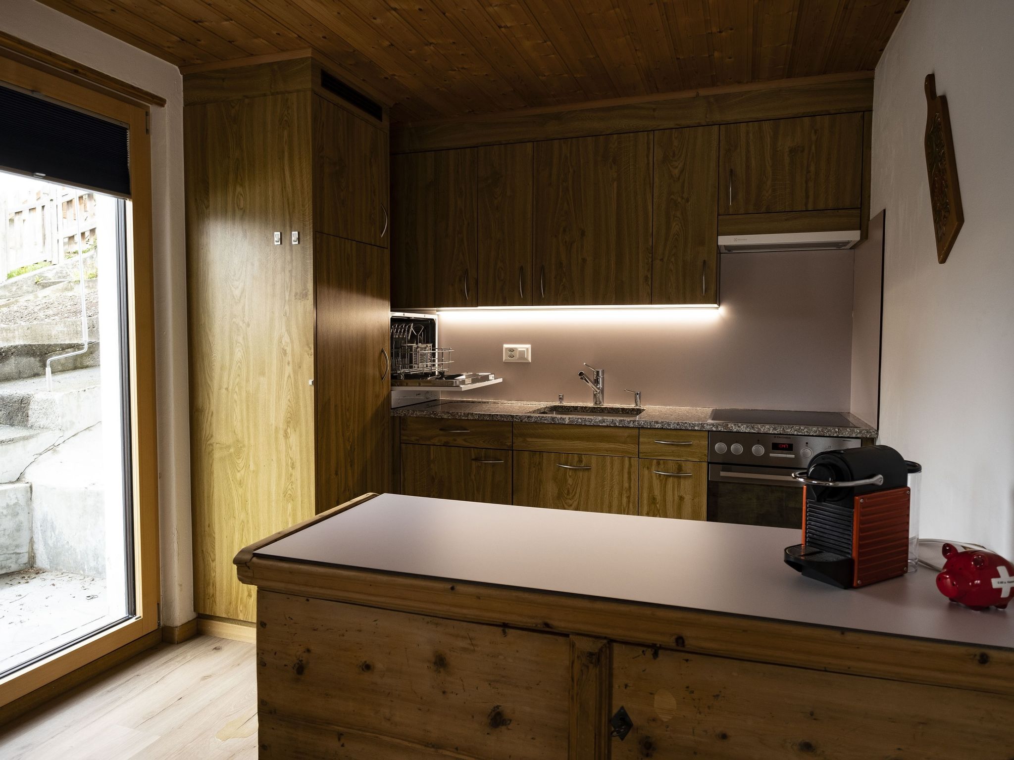 Archas 202A, (Sent) - Drinnen