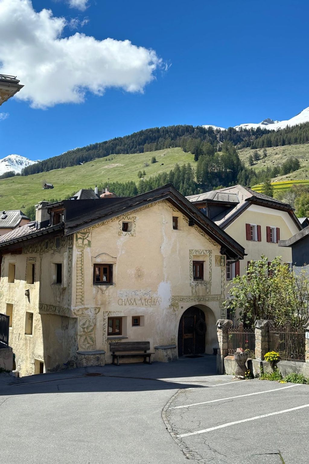 CHASA VEGLIA, (Sent).