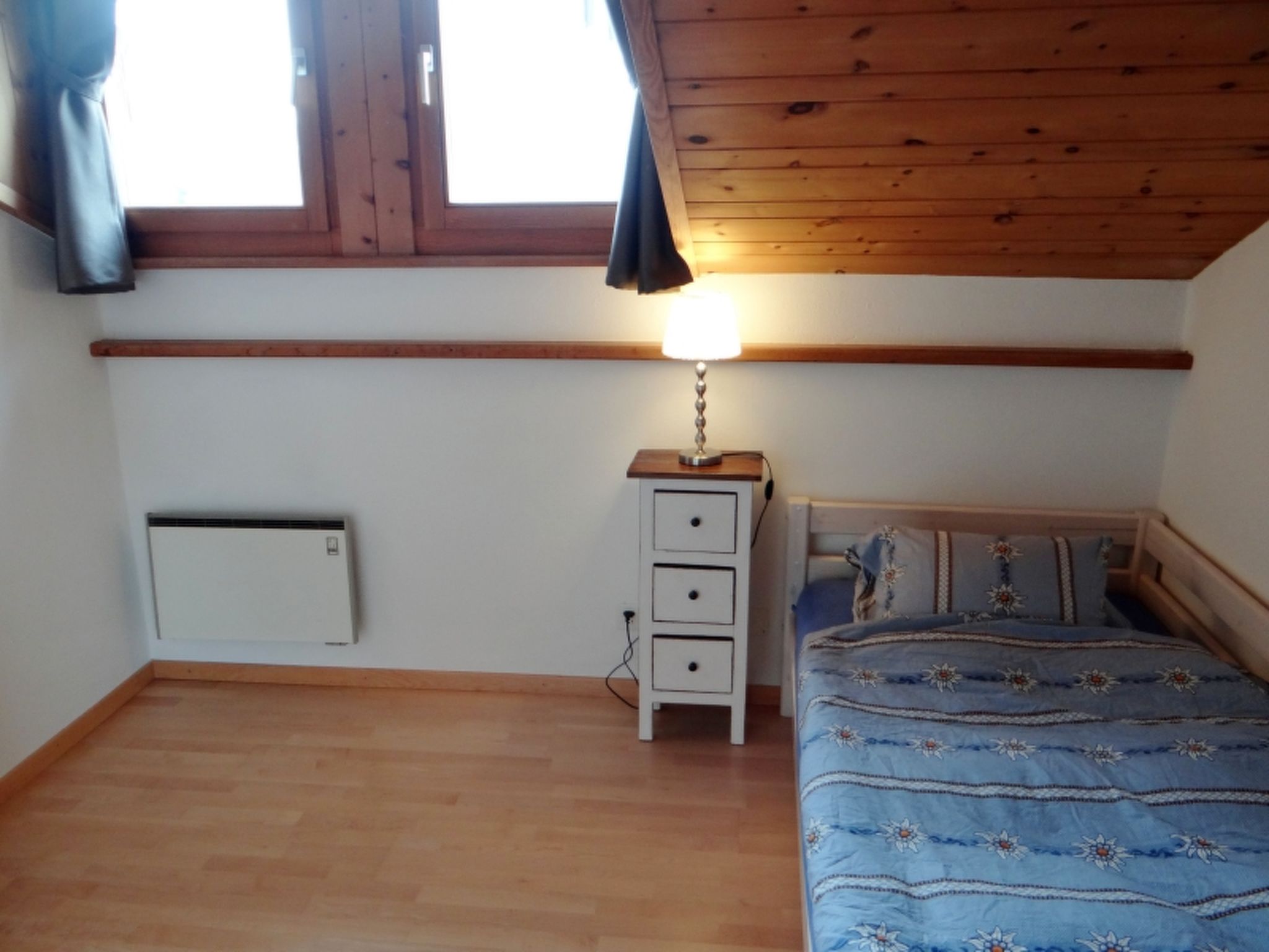 Curtin Sot 10A, (Sent). - Binnen