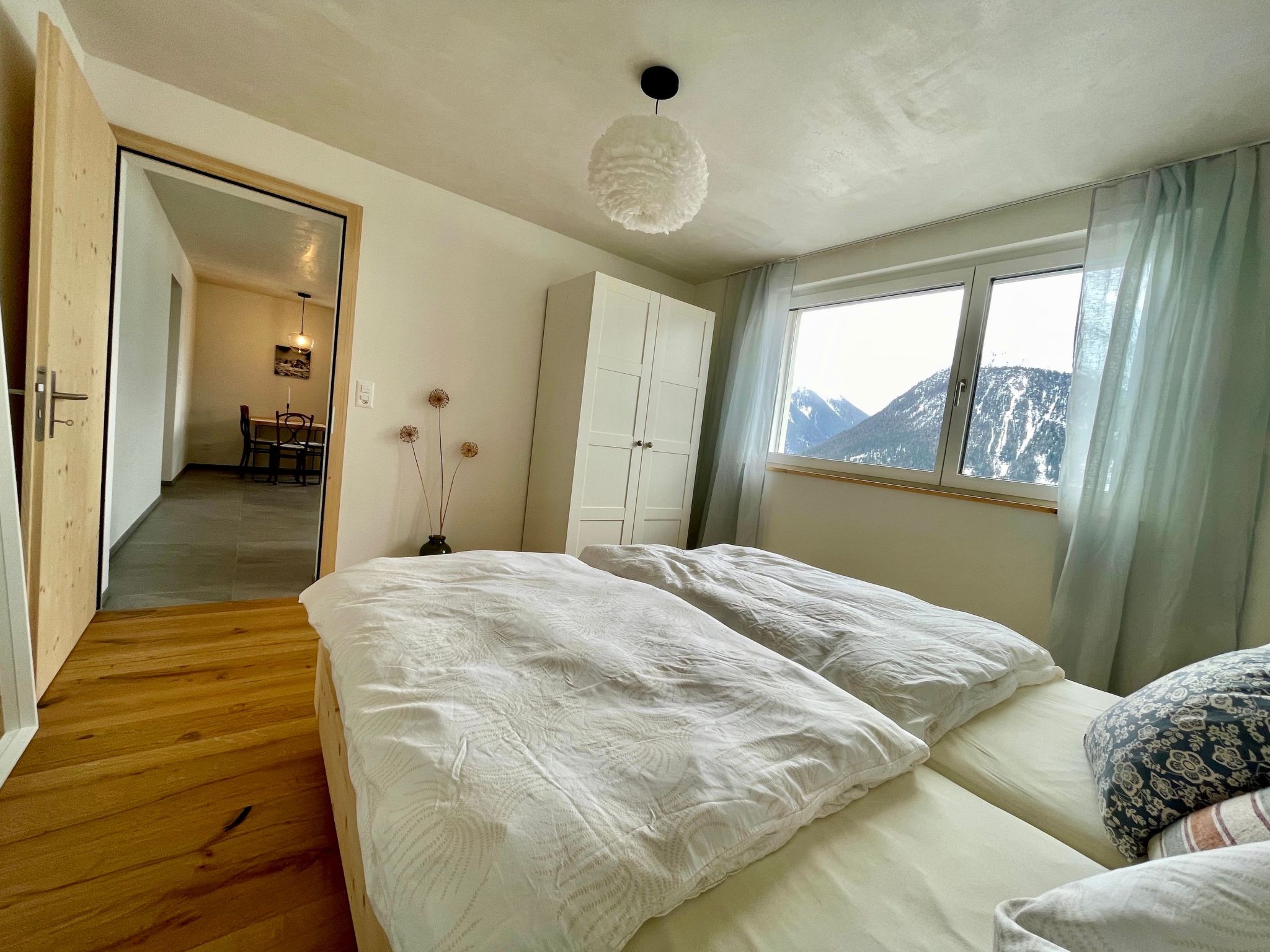 Appartement Chasa Curturella, (Sent) – Chambre, photo 9 sur 19