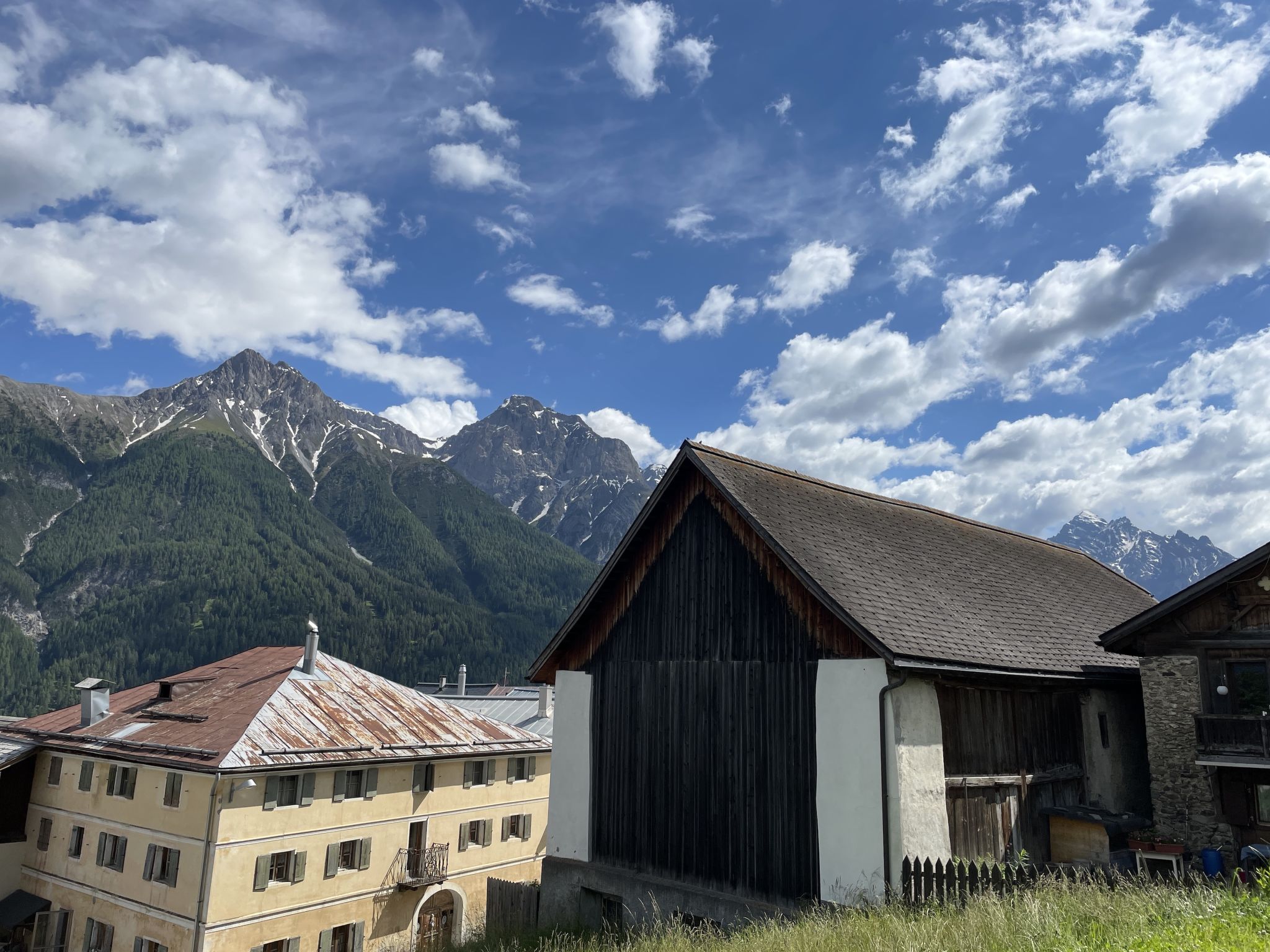 Chasa Curturella, (Sent). - Buiten