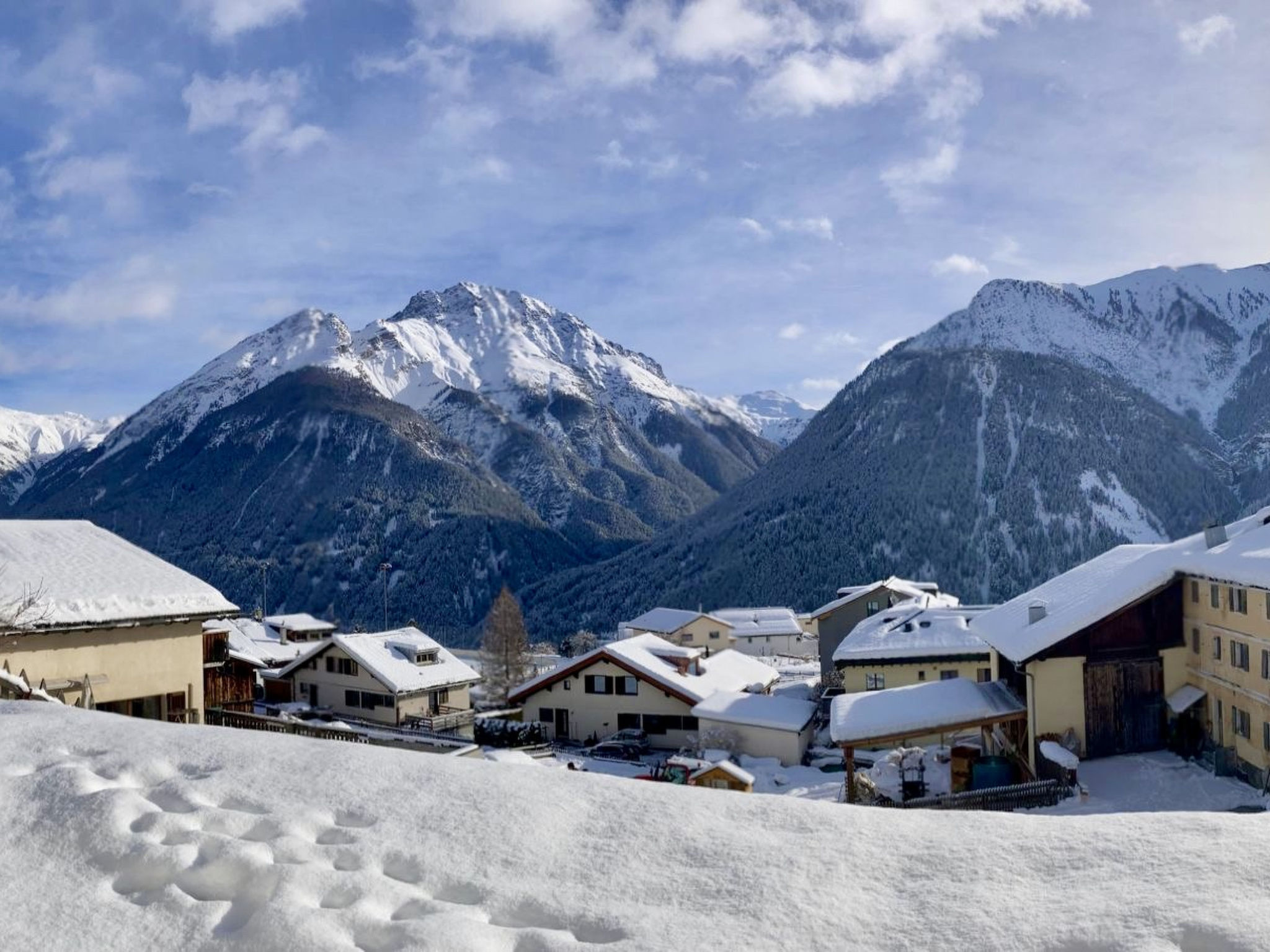 Chasa Curturella, (Sent).