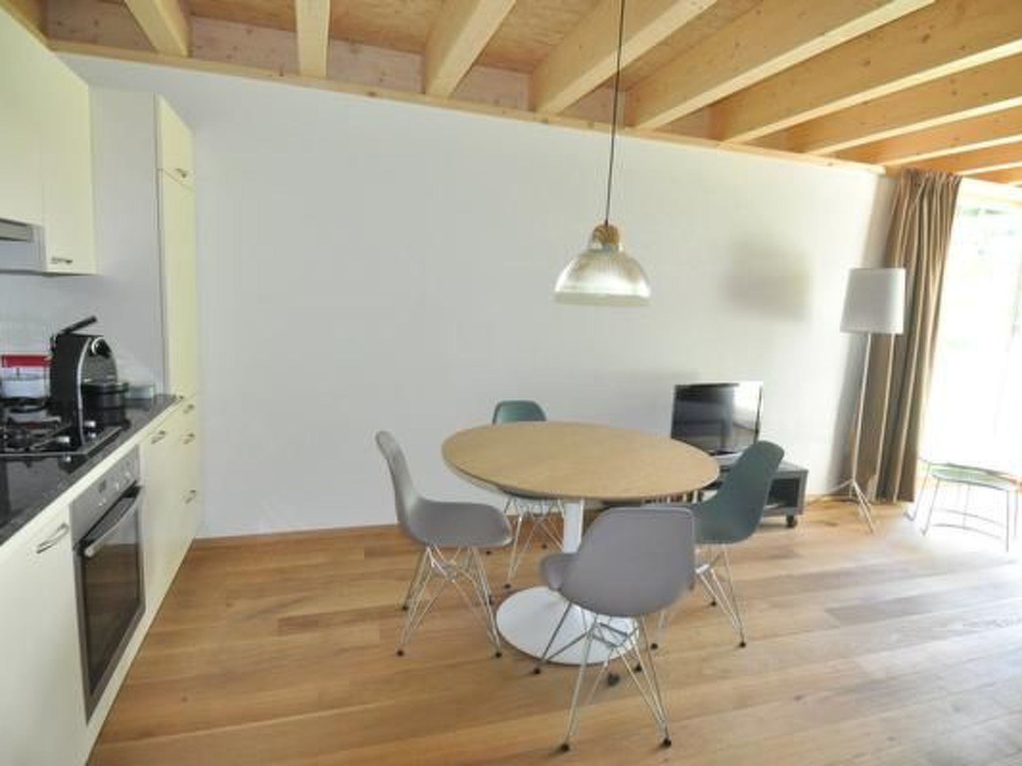 Appartement Chasa Paoletta, (Ramosch) – Cuisine et coin repas, photo 5 sur 14