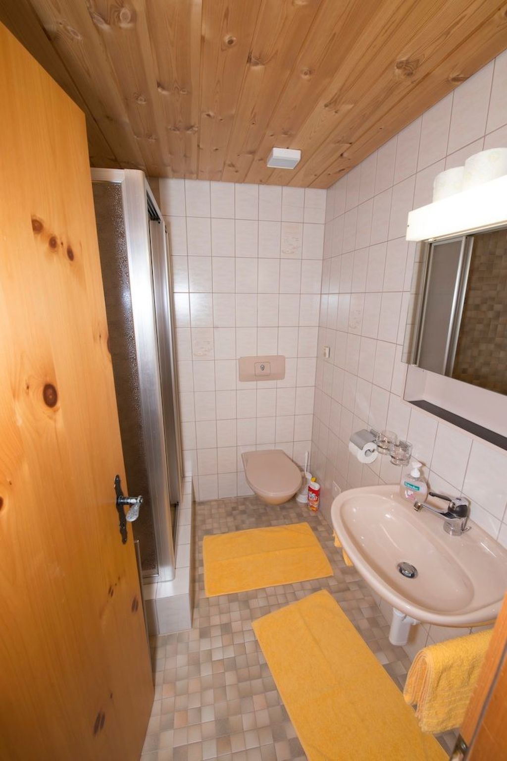 Appartement Chasa Plajet 8B, (Ramosch) – Salle de bains, photo 13 sur 21