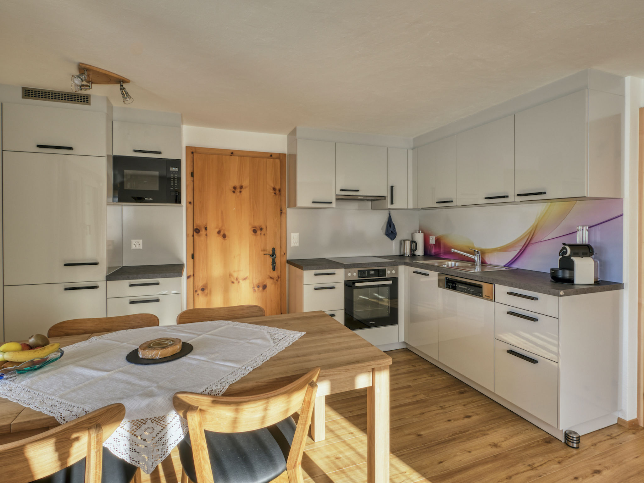 Chasa Plajet 8B, (Ramosch). - Binnen