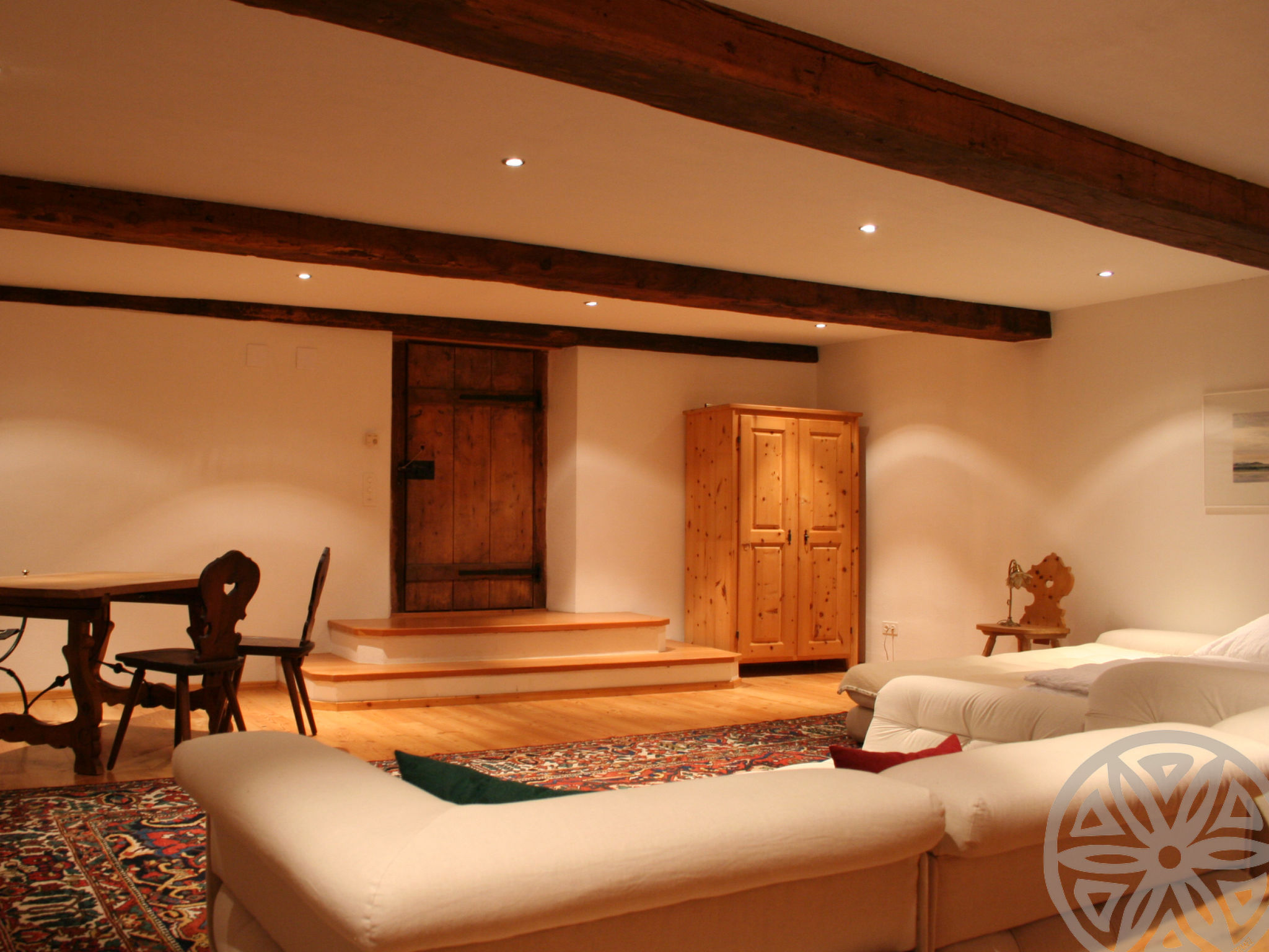 Permez, (Vnà). - Binnen