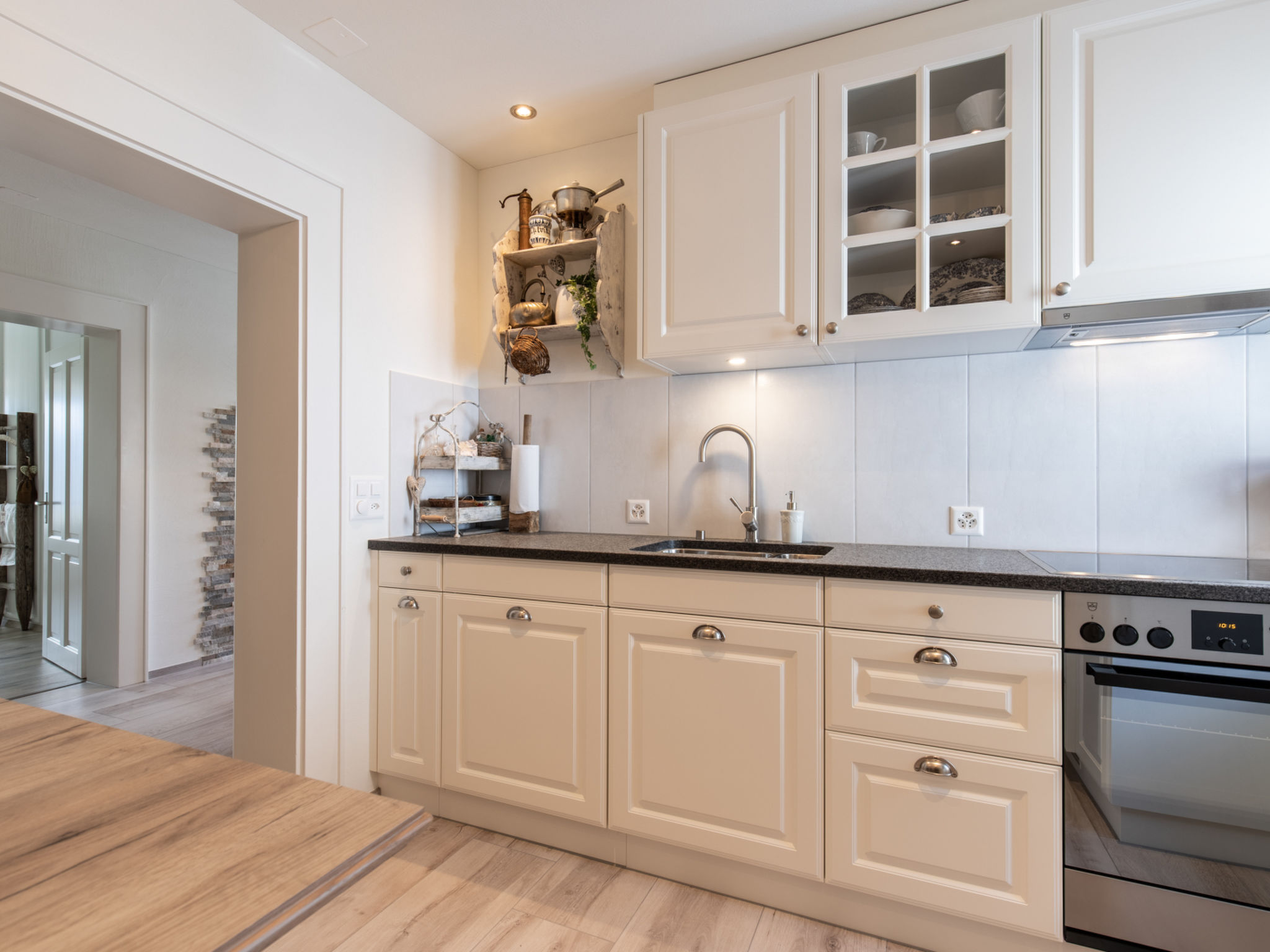 Zollhaus, (Vnà). - Binnen