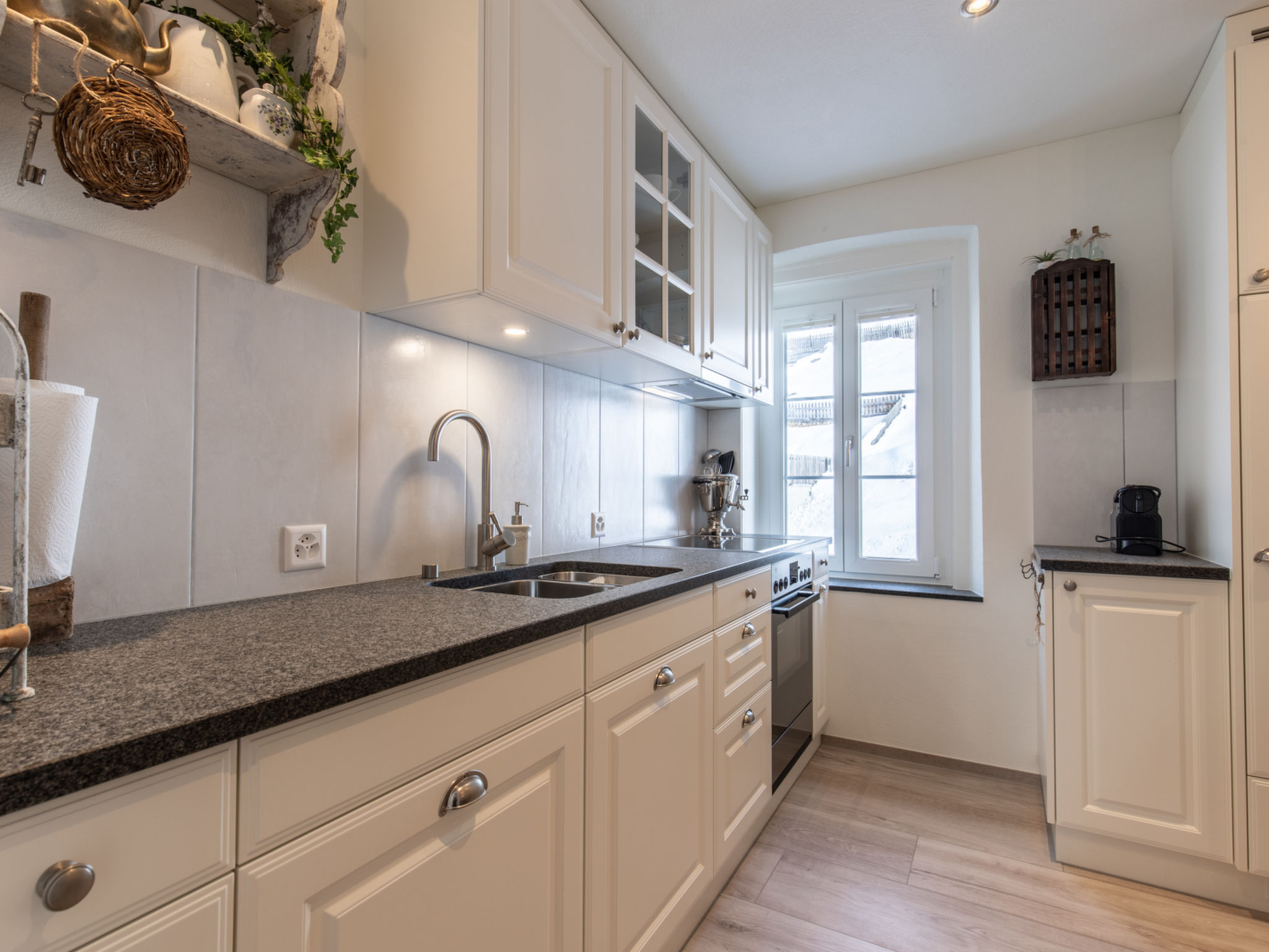 Zollhaus, (Vnà). - Binnen