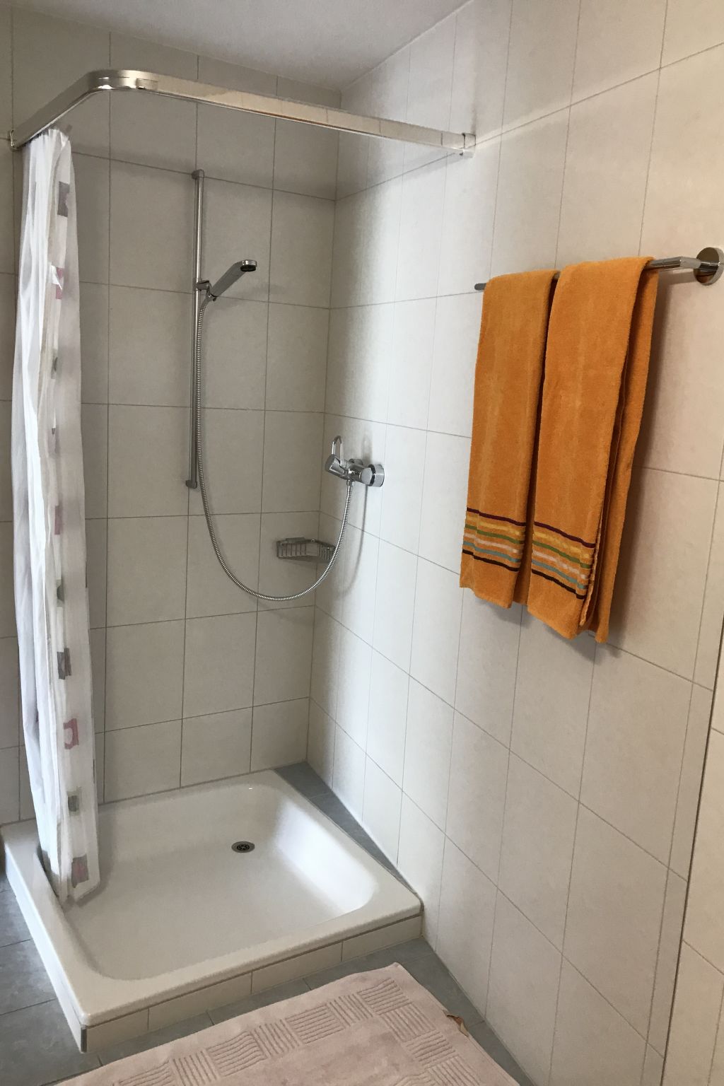 Parvih 46A, (Tschlin). - Binnen