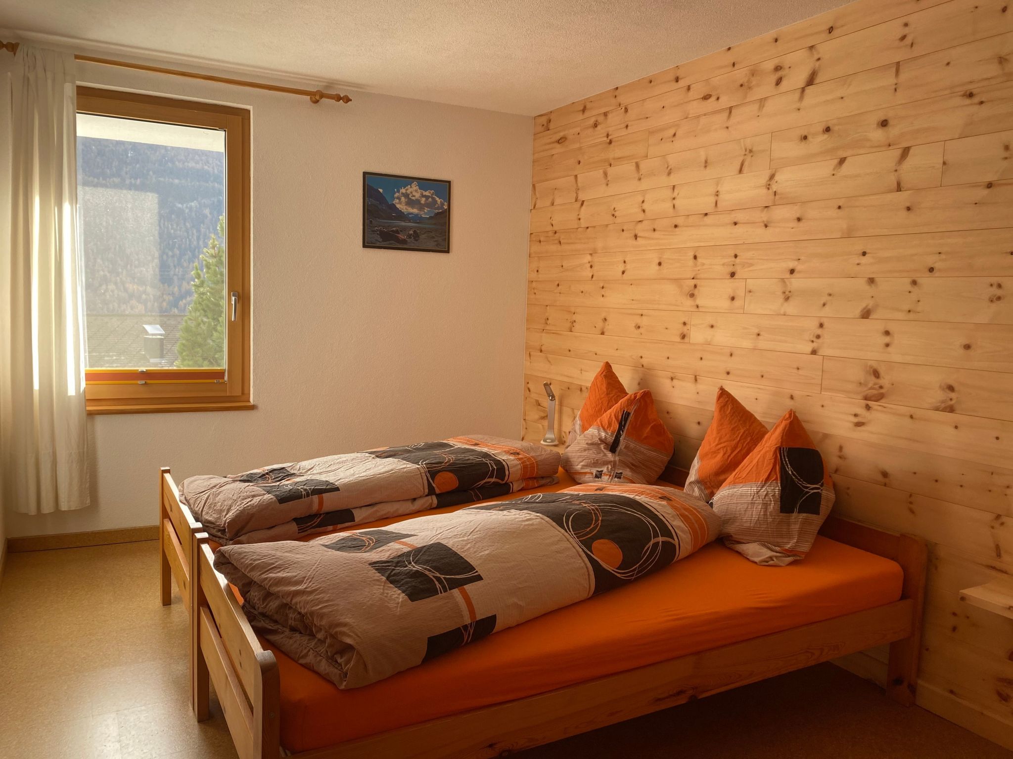 Appartement Parvih 46A, (Tschlin) – Chambre, photo 8 sur 24