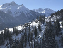 Ruim vakantiehuis Jassa Sura in Tschlin, Engadin, 148m² met berg- en meerzicht - thumbnail 6