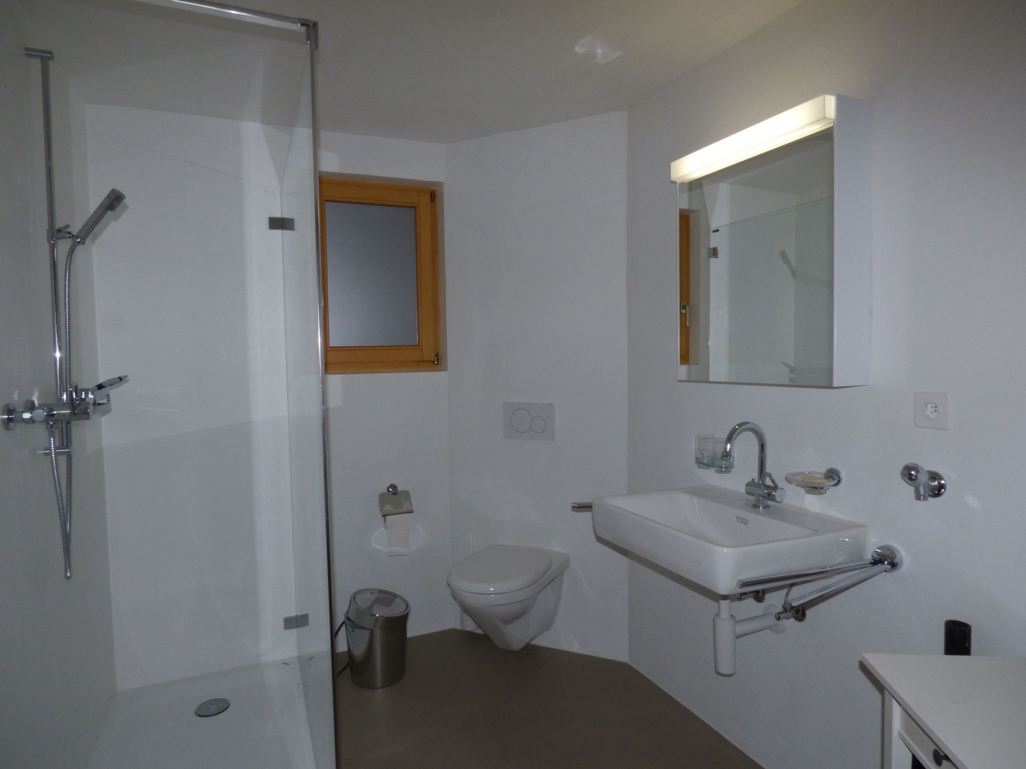 Appartement Somvi 56, (Tschlin) – Salle de bains, photo 9 sur 12