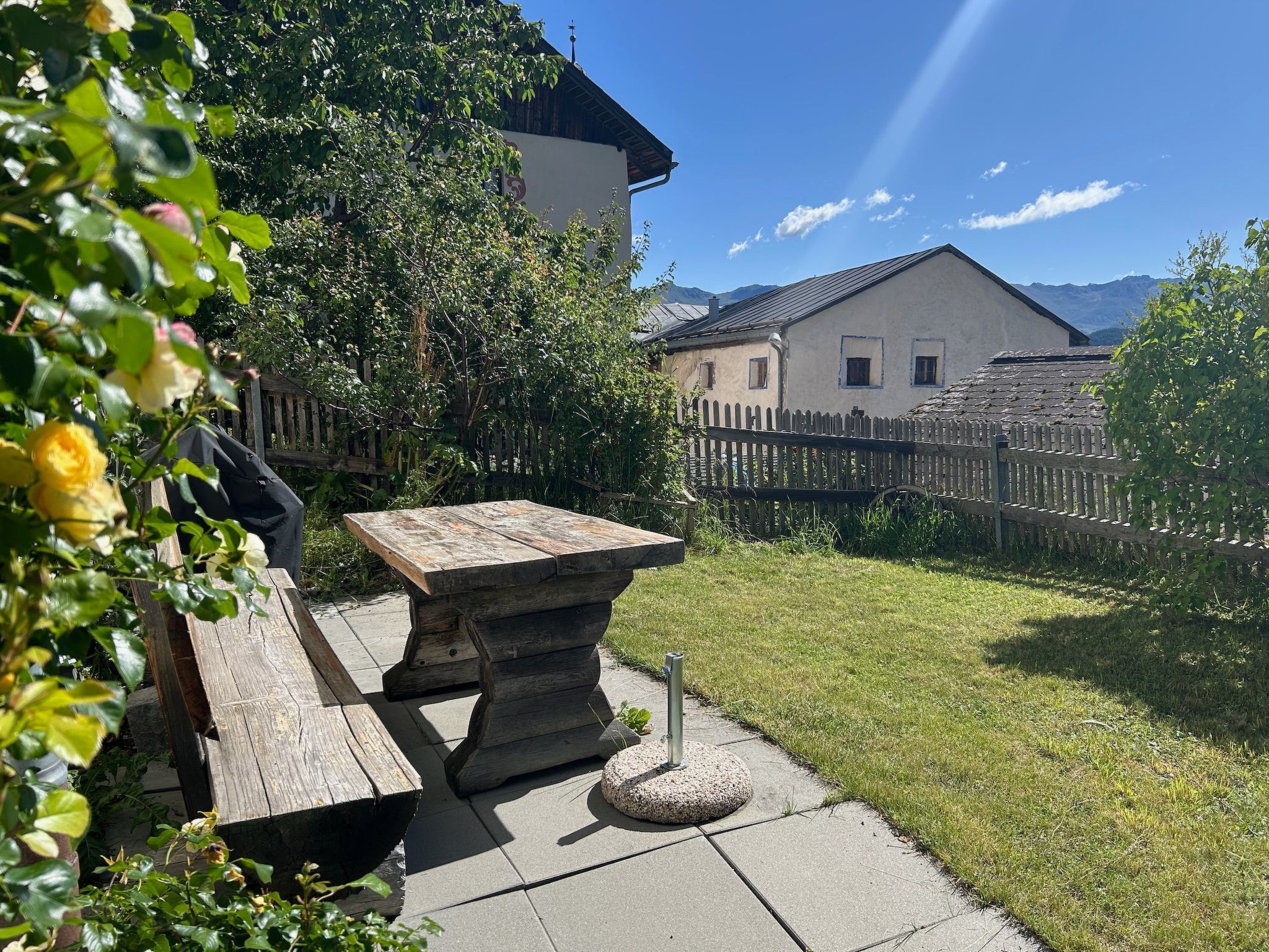 Turmhaus Giovanoli, (Tschlin) - Buiten