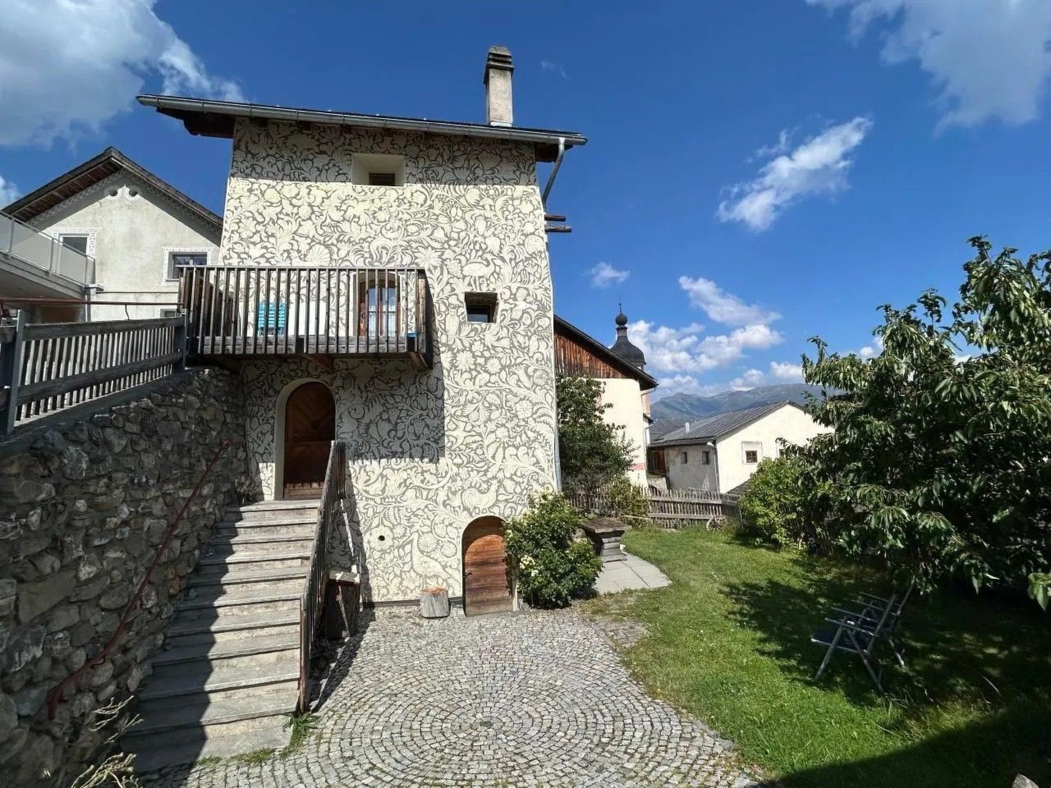 Turmhaus Giovanoli, (Tschlin) - Buiten