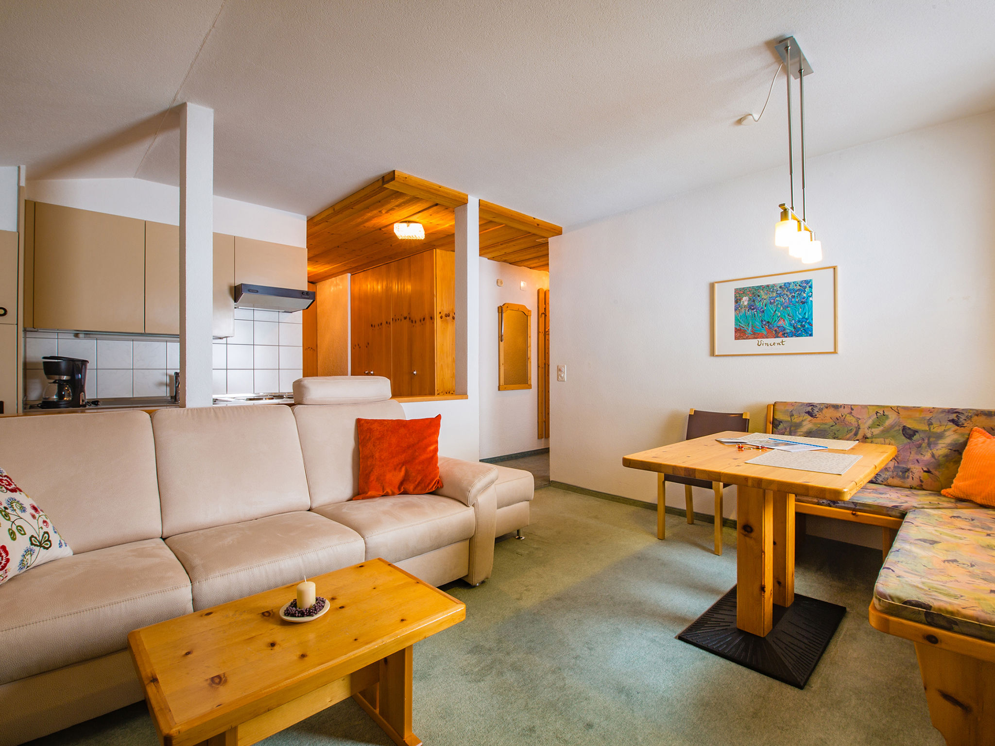 Atlantis Apartments, (Samnaun-Ravaisch). - Inside