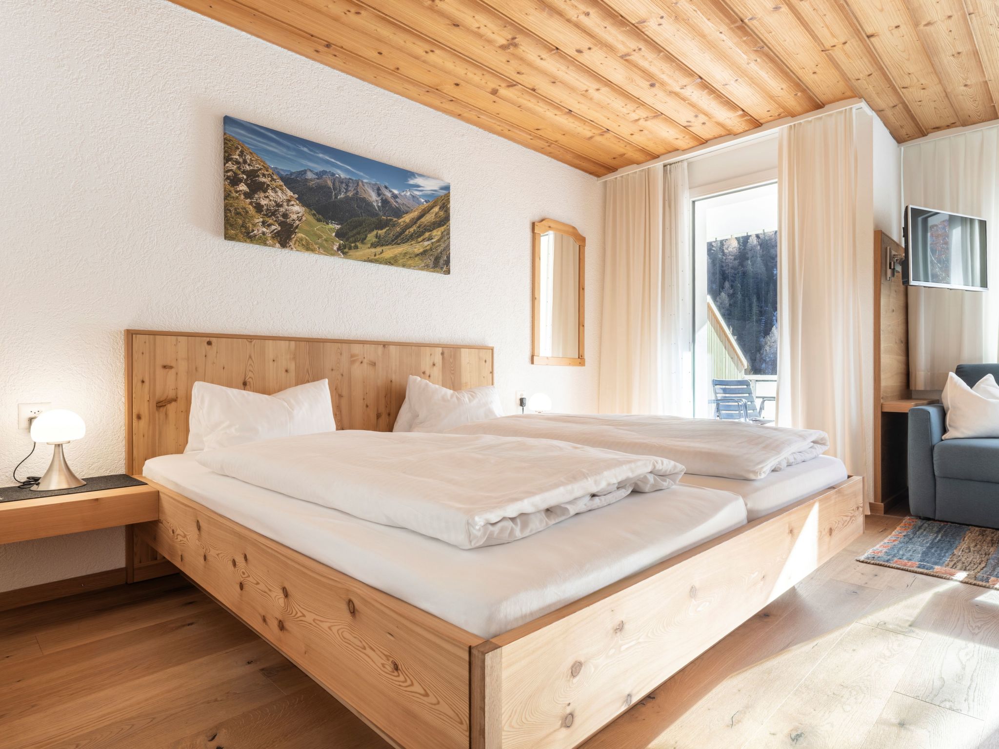 Atlantis Apartments by MEIN SAMNAUN – MOUNTAIN HOMES, (Samnaun-Ravaisch)