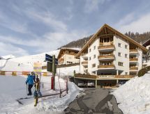 Knus appartement direct aan de piste in Samnaun-Laret - thumbnail 1