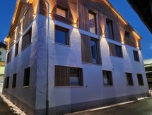 Appartement in Samnaun: skiën, wandelen en huisdieren welkom in het Engadin - thumbnail 1
