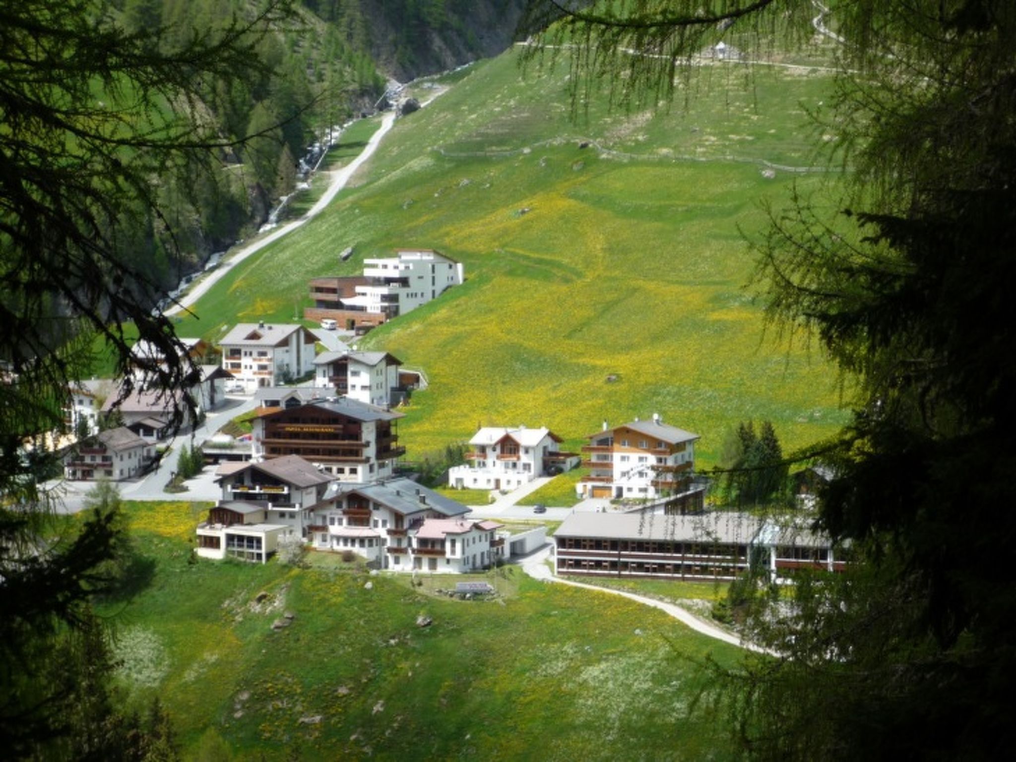 Photo of Apartment MEZPRA142, (Samnaun-Compatsch)