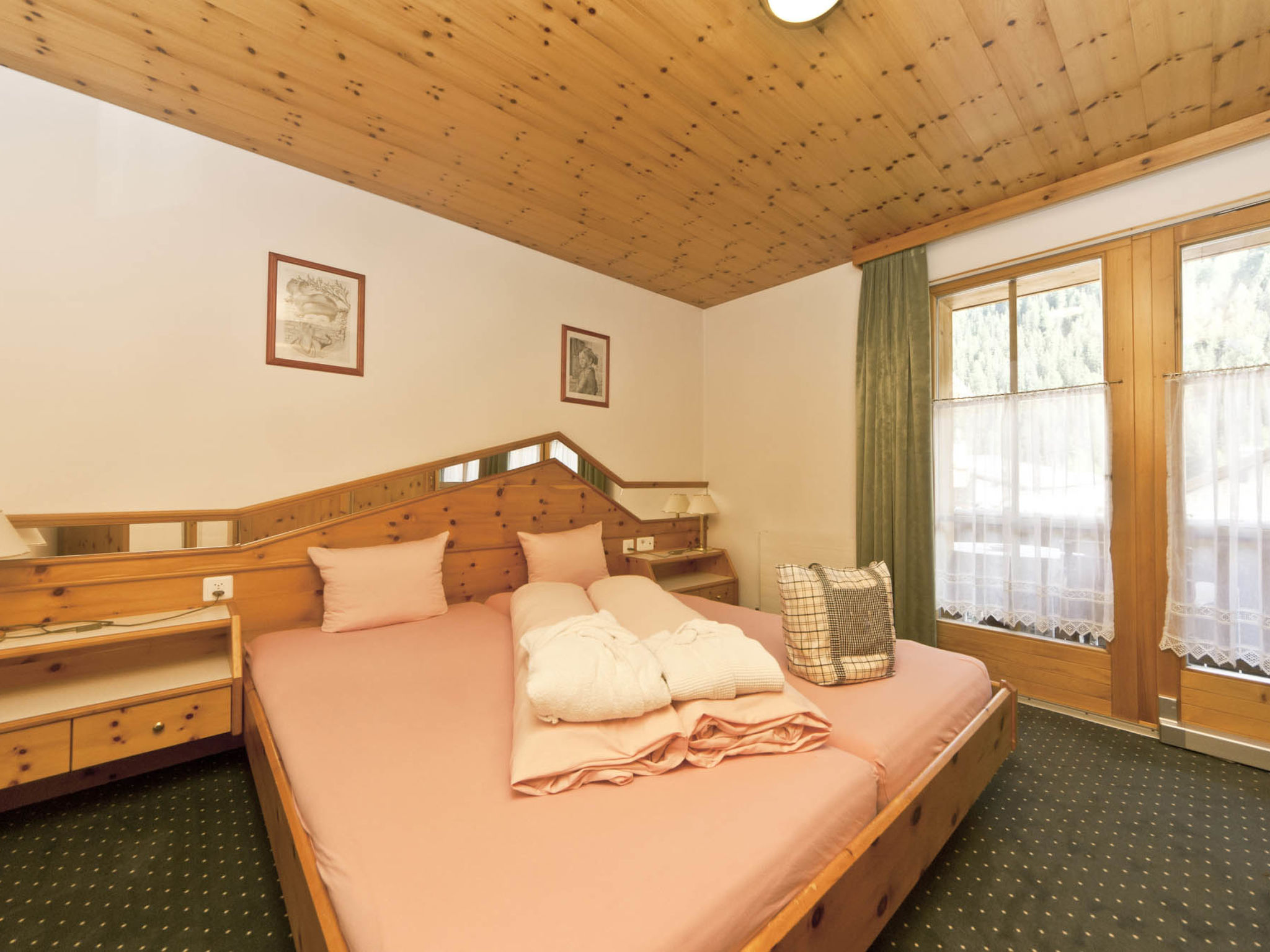 Photo of Appartements Lärchenhof, (Samnaun-Compatsch)
