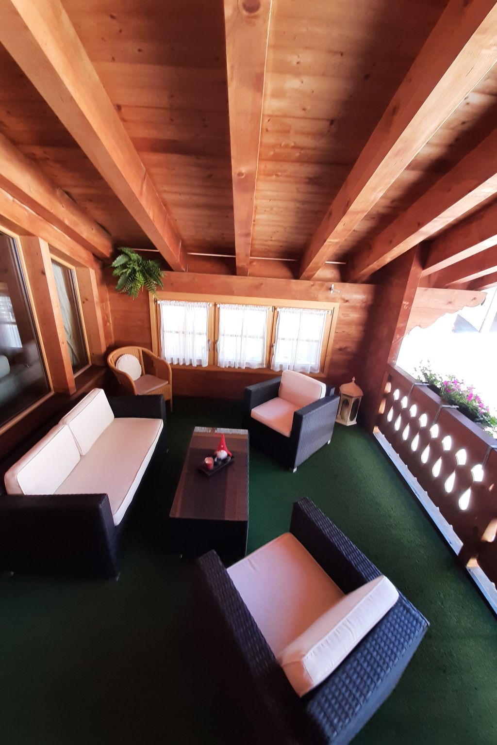 Chalet Guardaval, (Samnaun-Compatsch). - Binnen