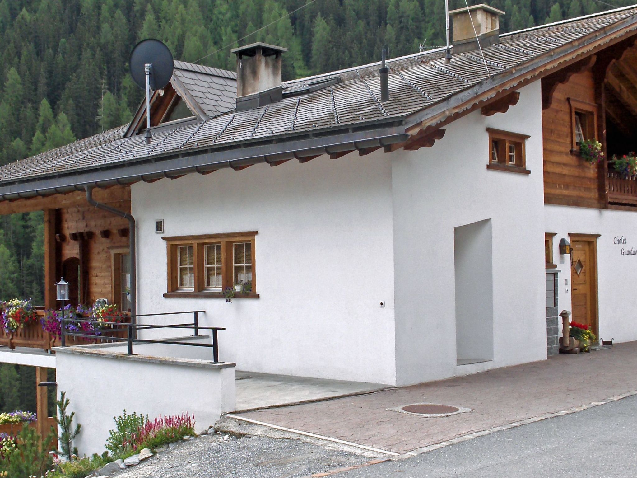 Photo of Chalet Guardaval, (Samnaun-Compatsch)