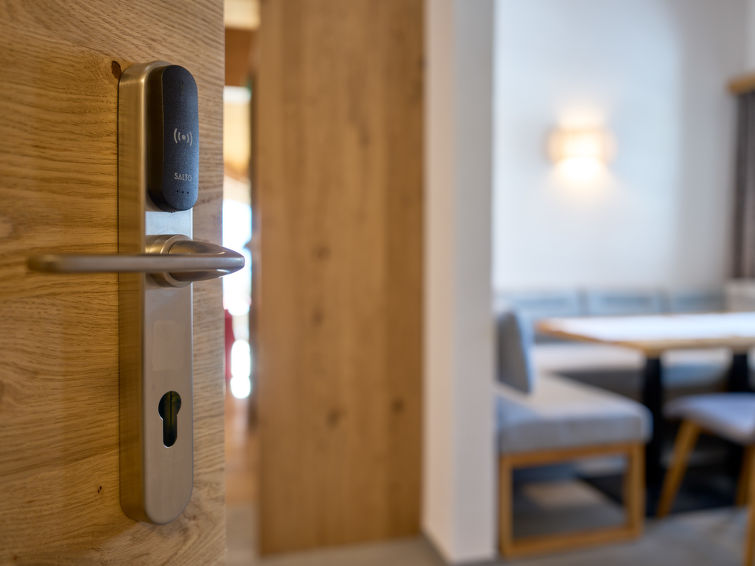 Apartments Chesa Grischuna, (Samnaun-dorf) - Scuol
