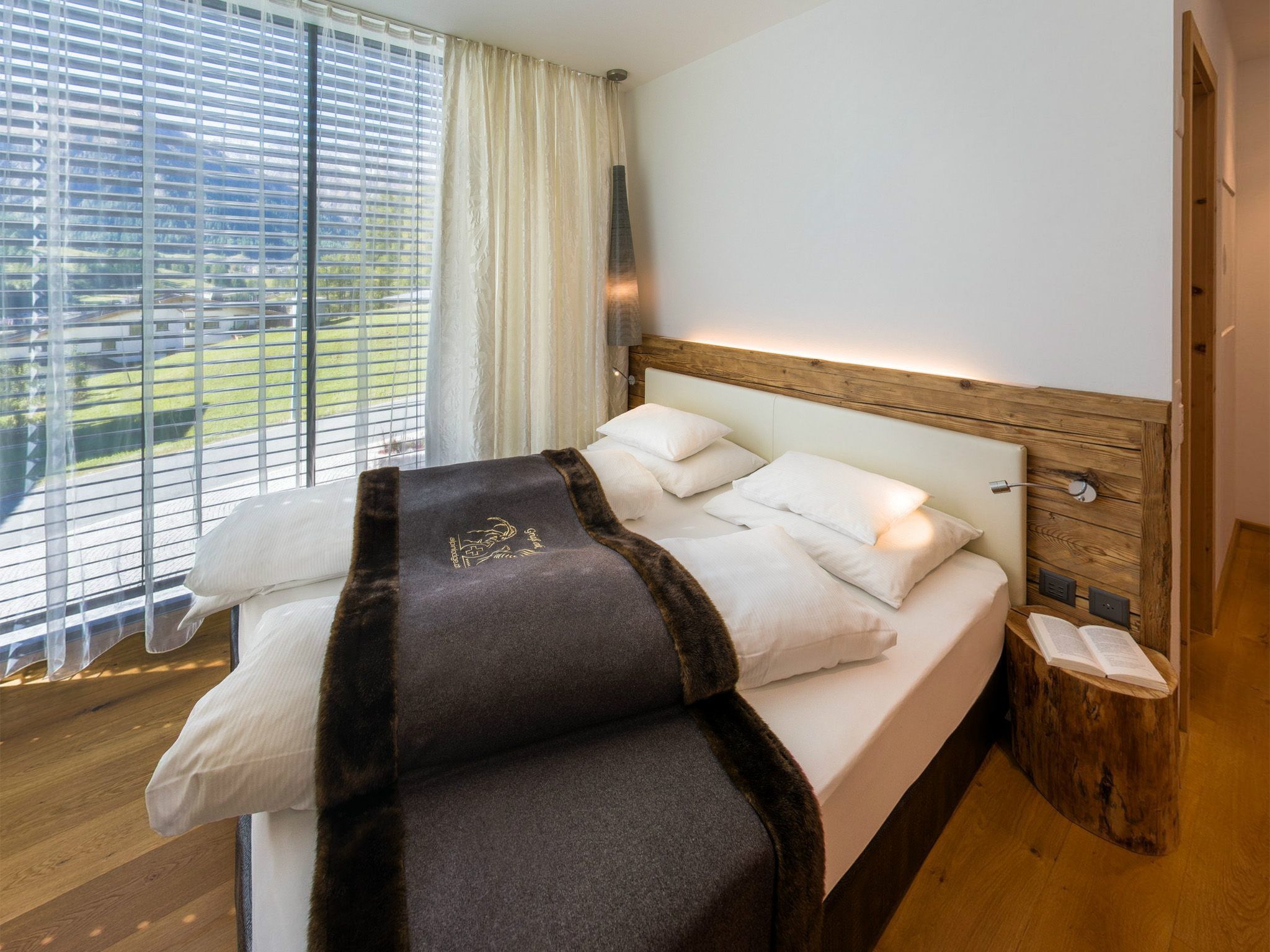 Photo of alpinlodge & spa*****, (Samnaun-Ravaisch)