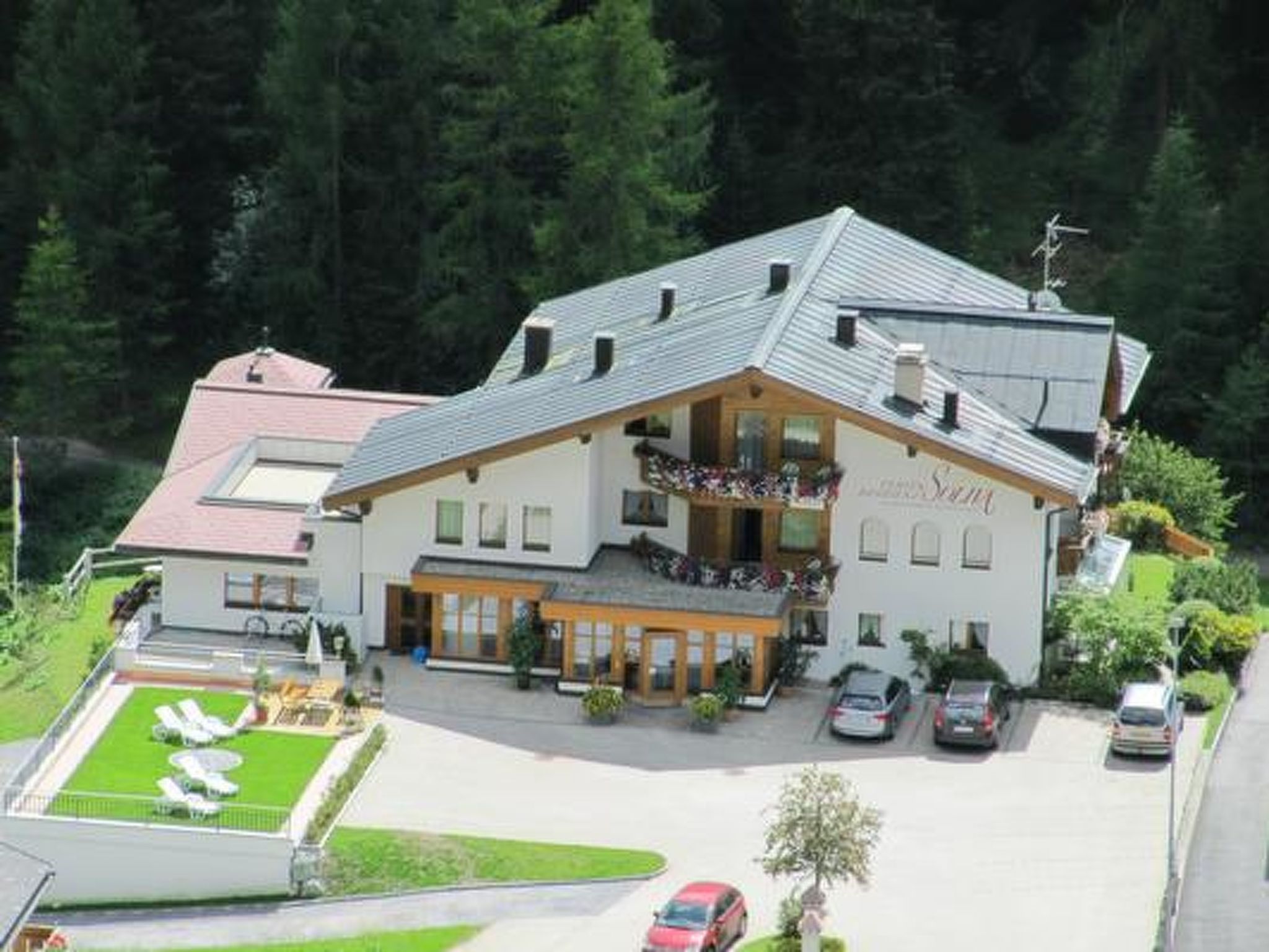 Photo of Soliva Hotel & Apartments by MEIN SAMNAUN – MOUNTAIN HOMES, (Samnaun-Compatsch)