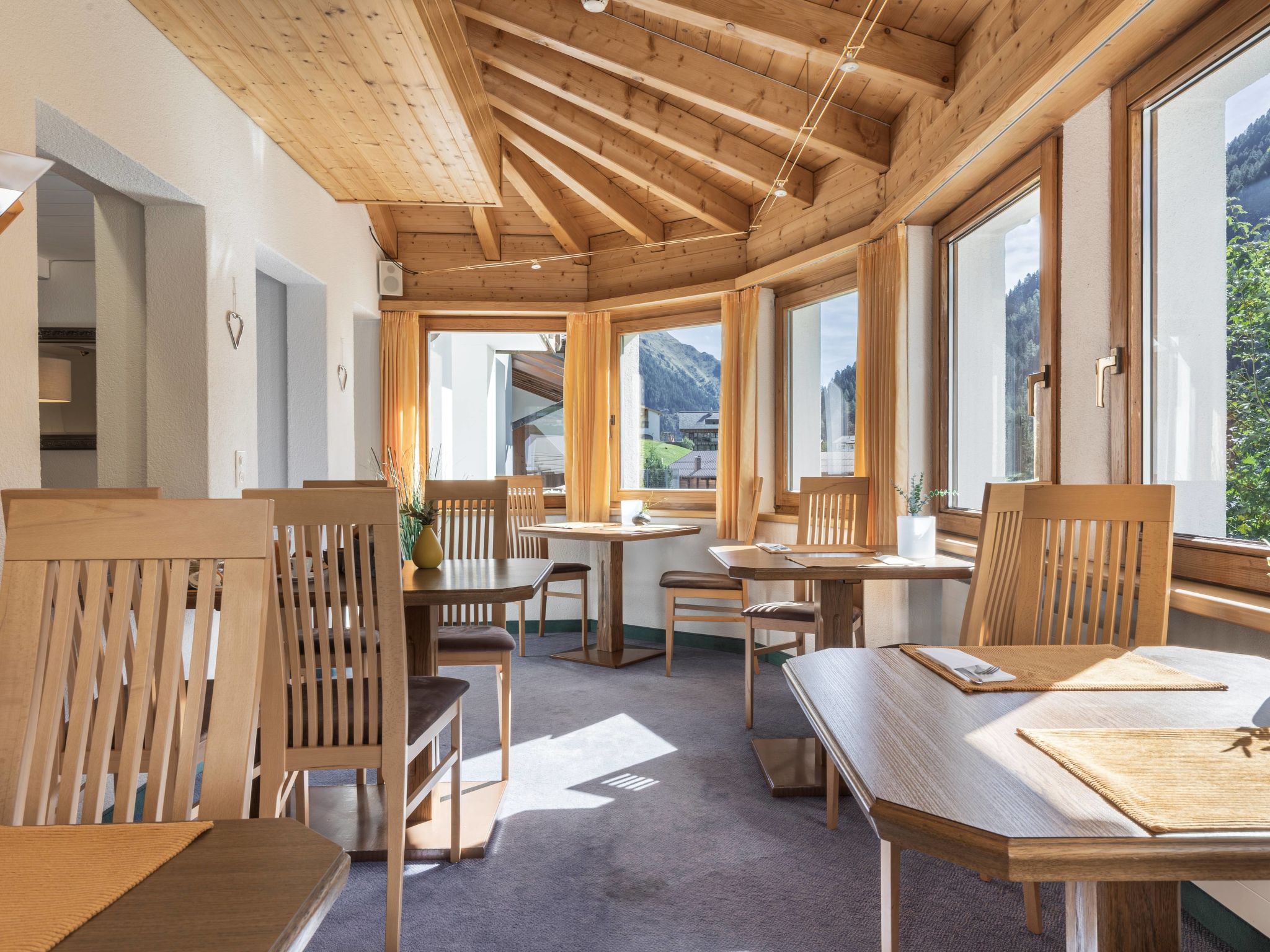 Photo of Soliva Hotel & Apartments by MEIN SAMNAUN – MOUNTAIN HOMES, (Samnaun-Compatsch)