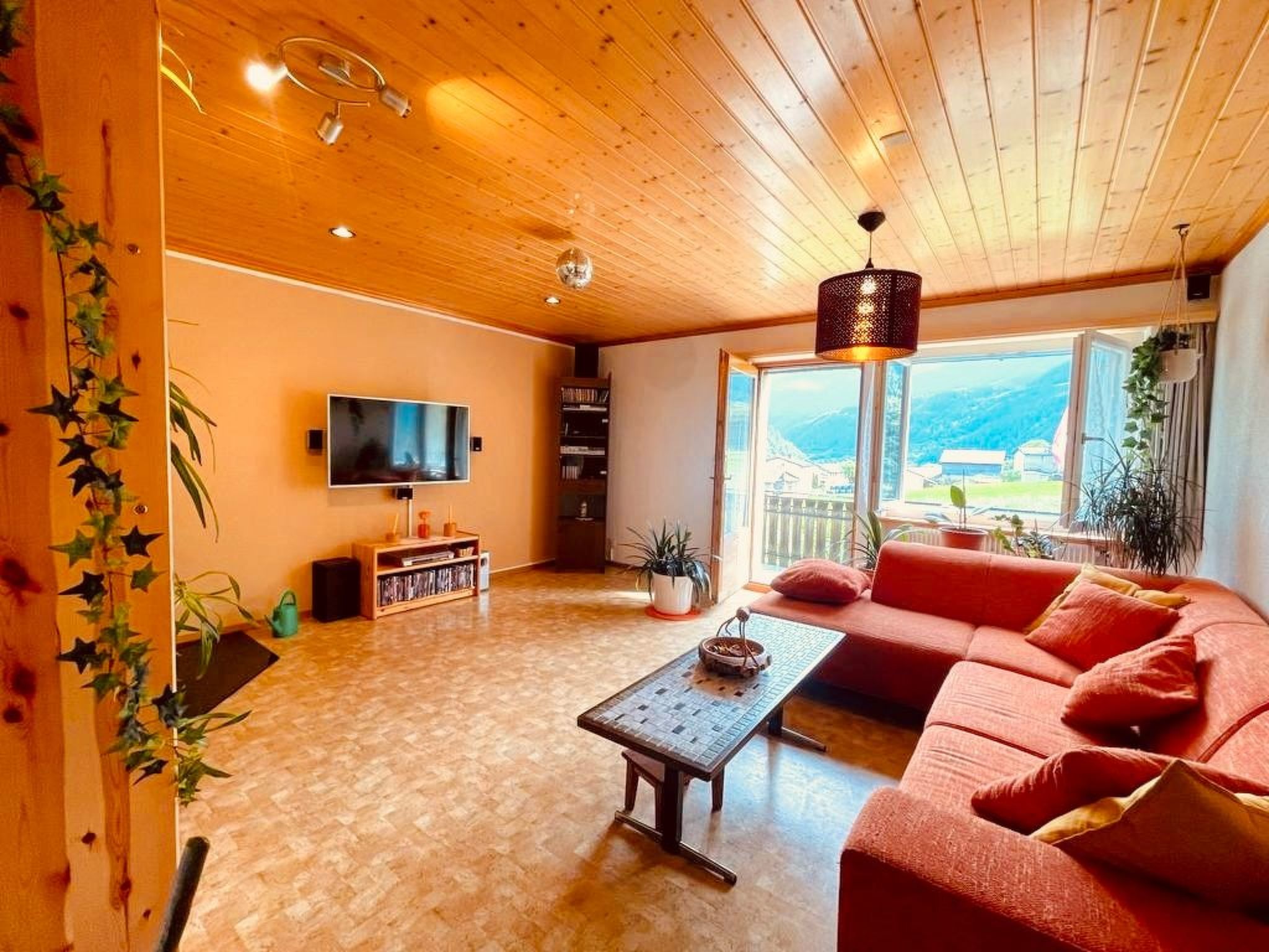 'Window on the grenn'