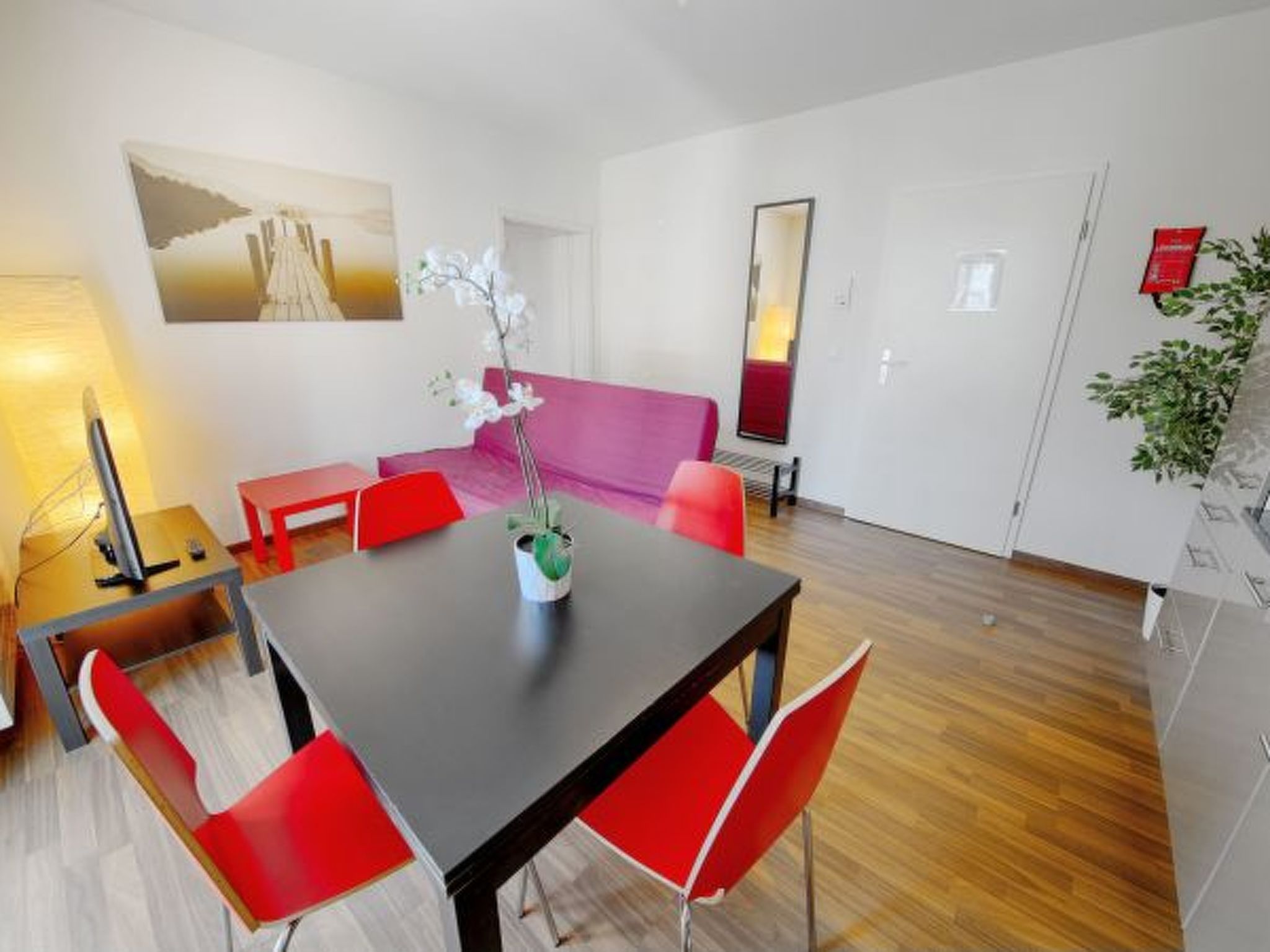 ZH Raspberry l - Oerlikon HITrental Apartment - Binnen