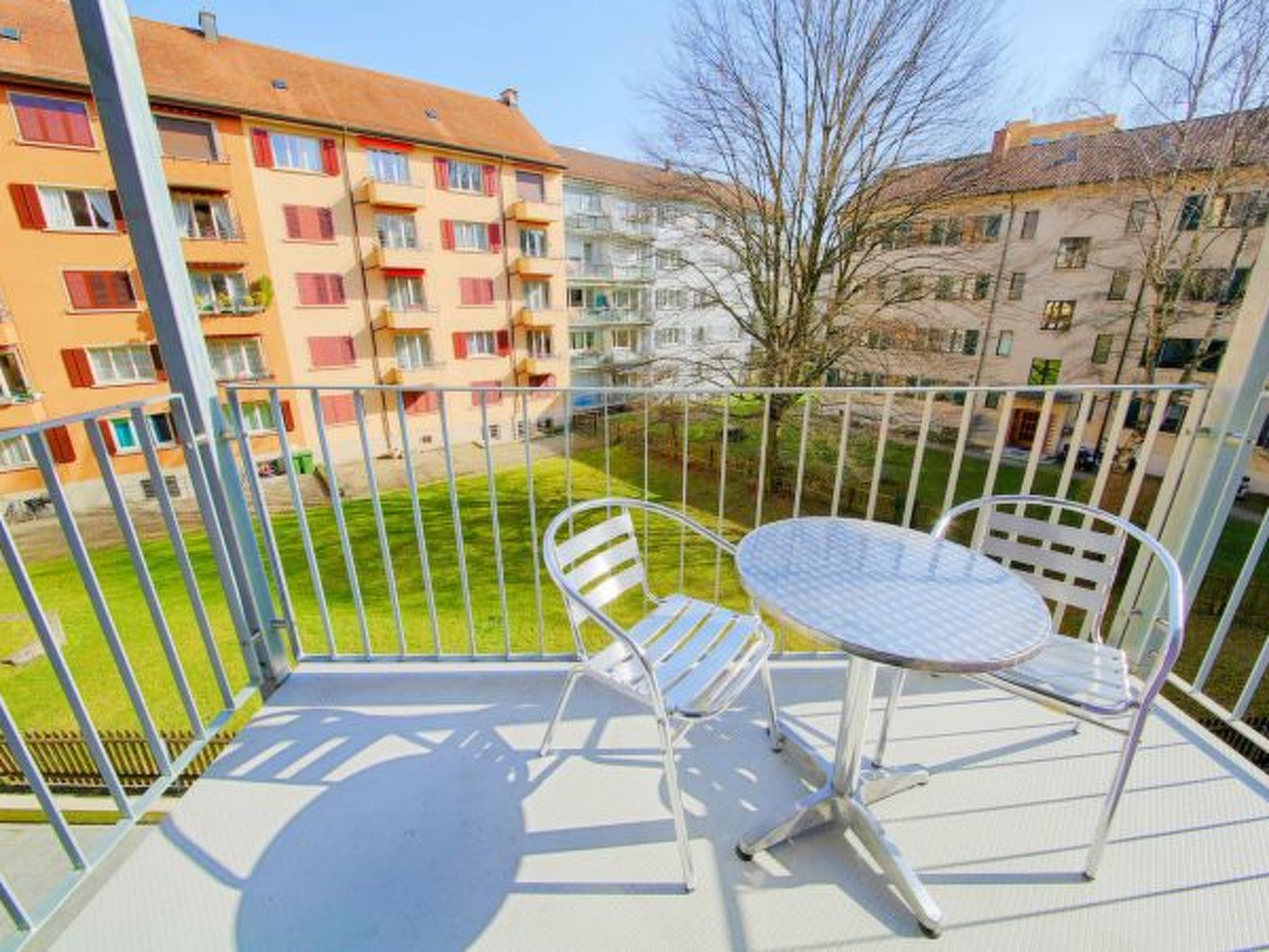 ZH Raspberry l - Oerlikon HITrental Apartment - Buiten