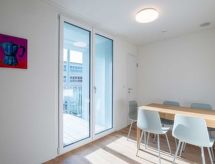 Modern 5-persoonsappartement met balkon in Zürich, vlakbij het centrum - thumbnail 2