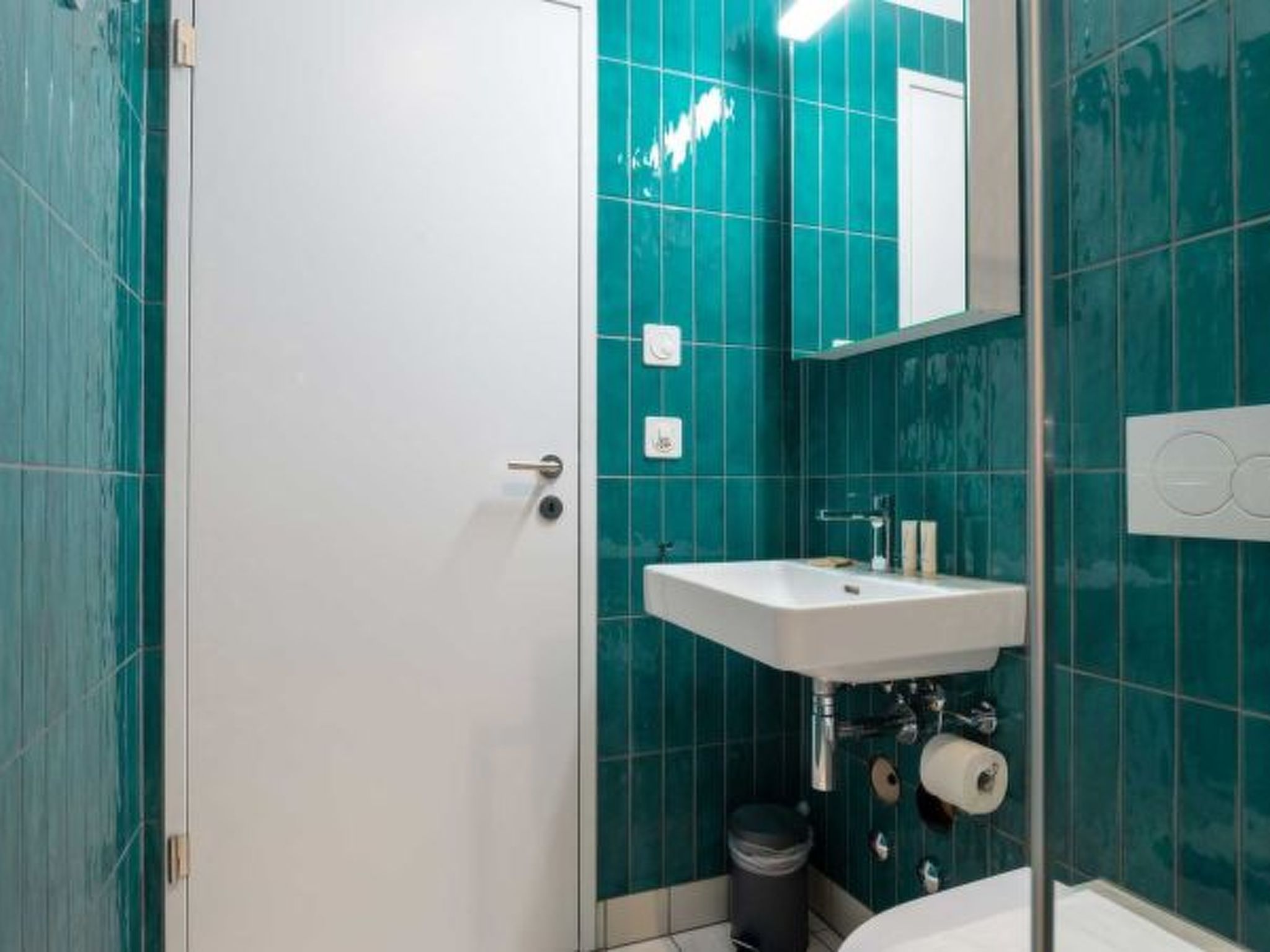 ZH Blue 4 - Letzigrund HITrental Apartment - Image 4