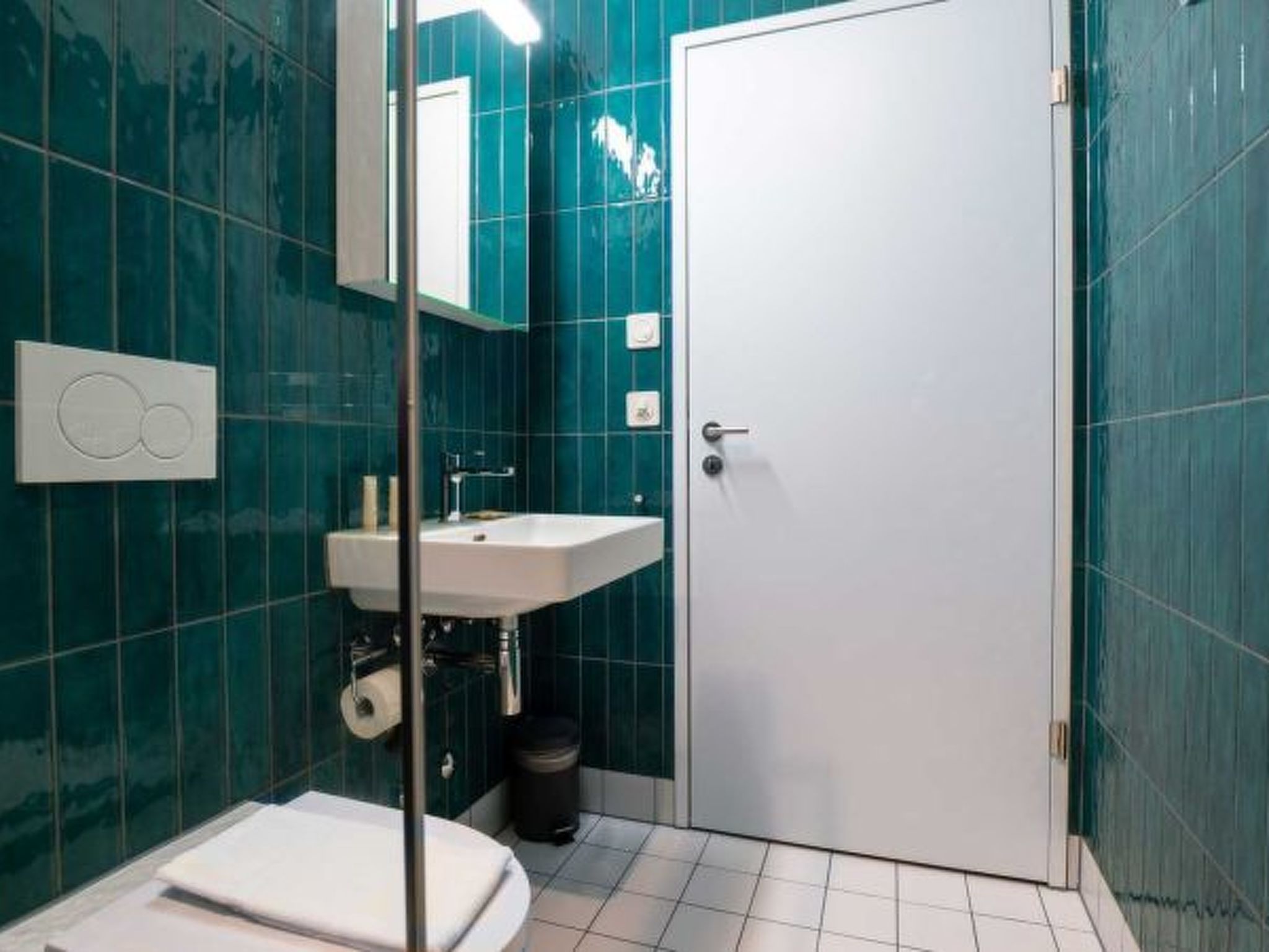 ZH Green 5- Letzigrund HITrental Apartment - Binnen