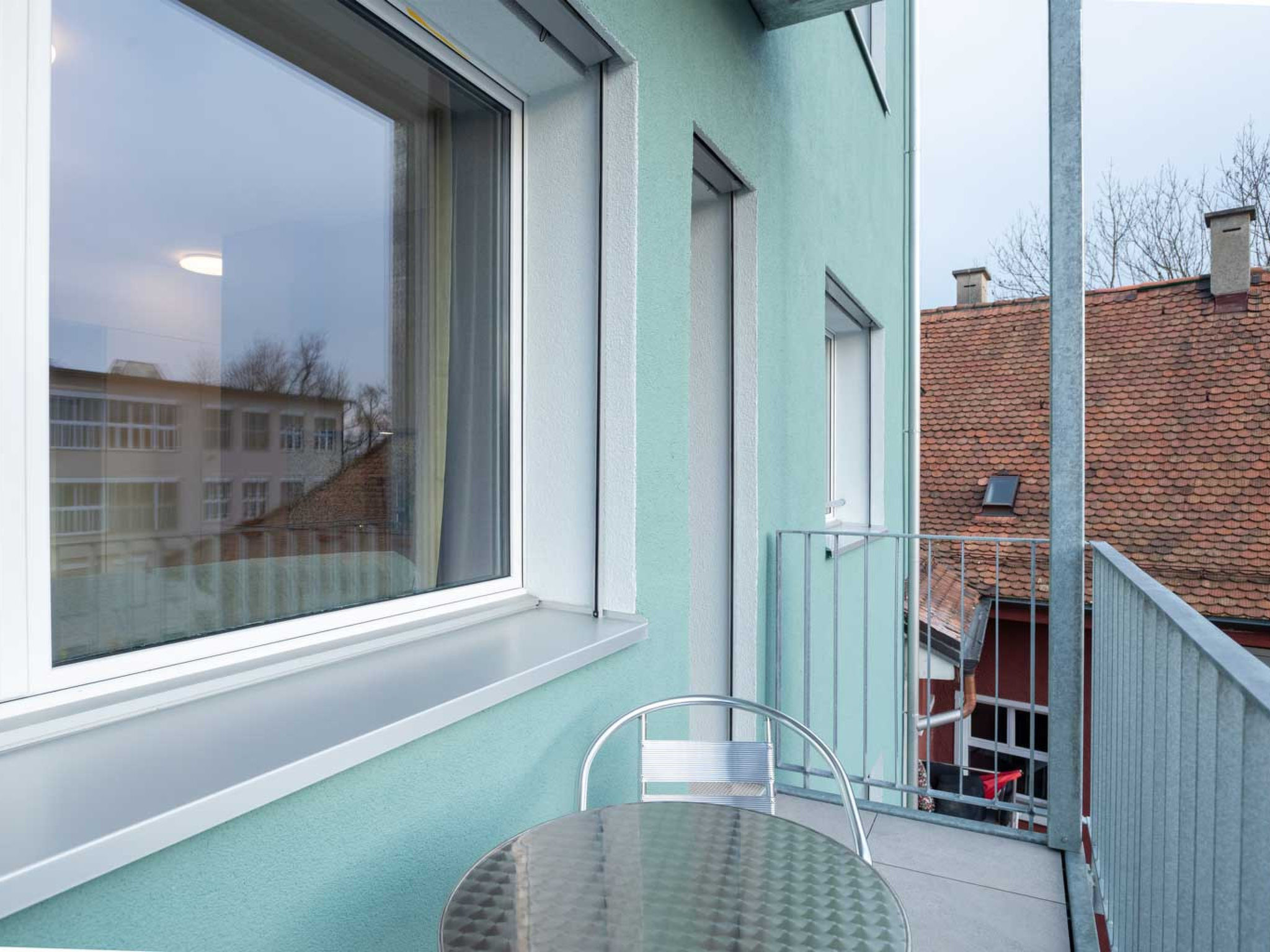 ZH Red 3 - Letzigrund HITrental Apartment - Binnen