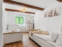 Alpenzauber Chalet: Ruim 84m² appartement met bergzicht in Diesbach GL - thumbnail 3